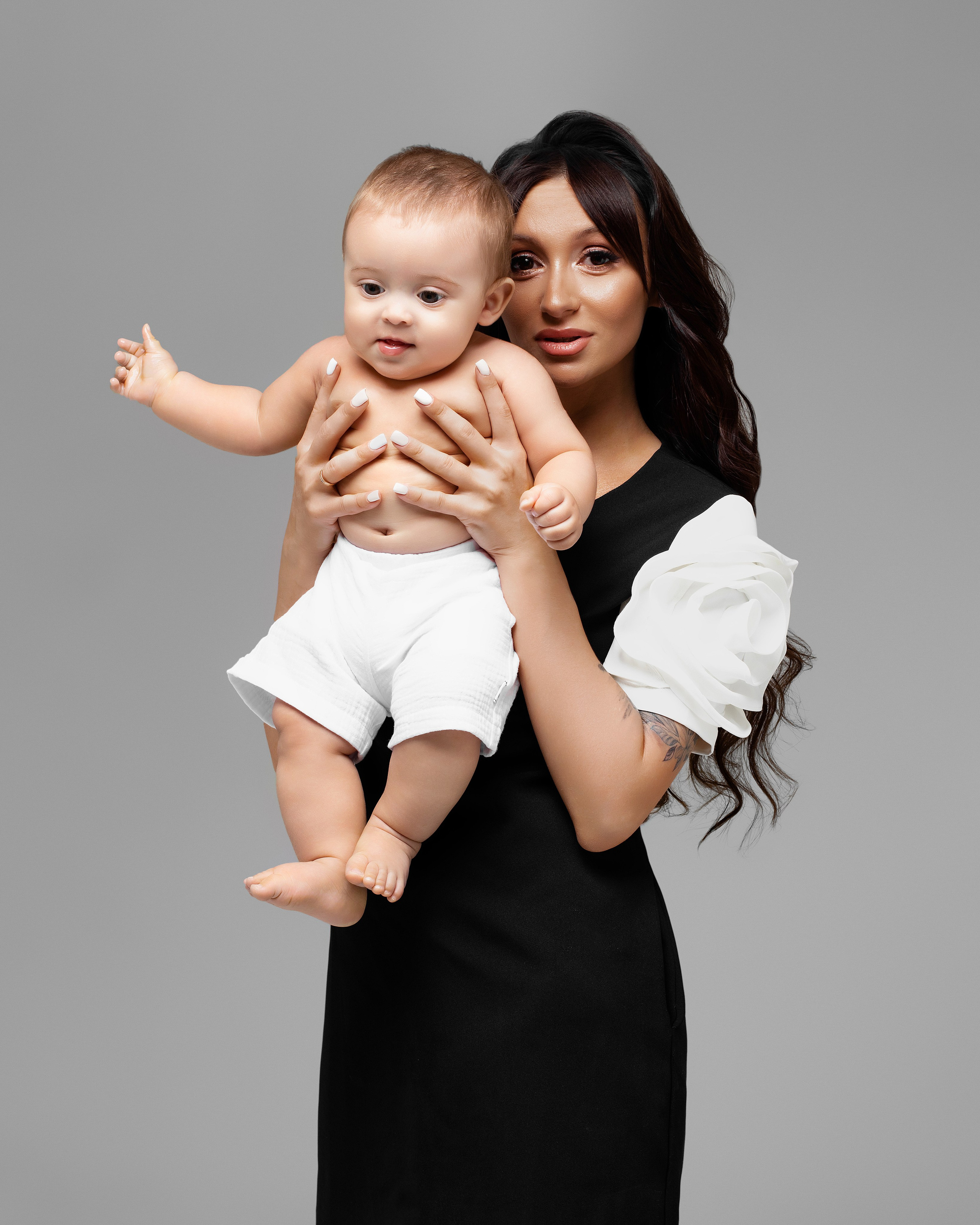 Мама и малыш. Фотограф беременности и семей Нижневартовск