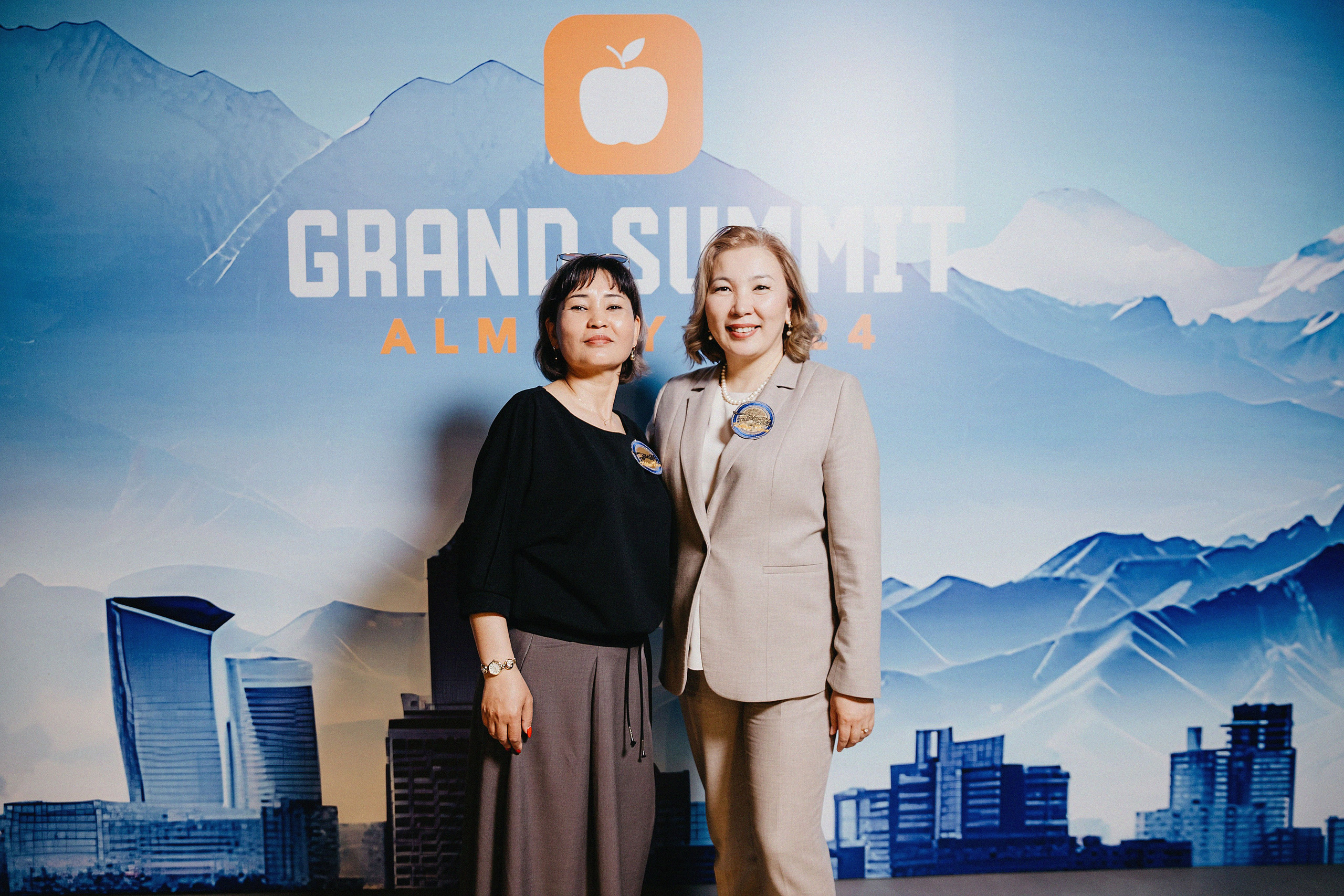 Grand Sammit Incruses. Свадебный, семейный и портретный фотограф в Алматы, Костанай