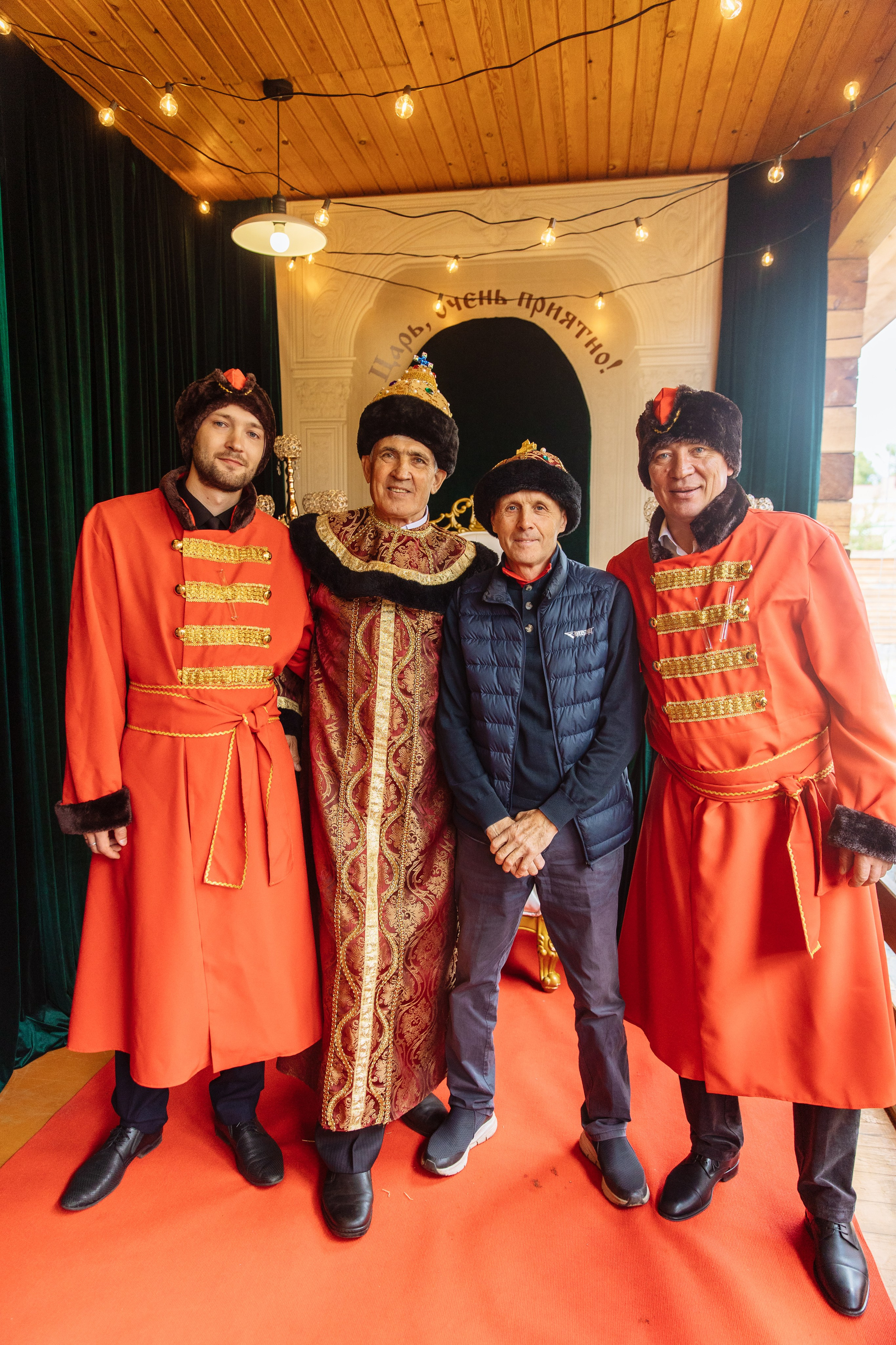 «Иван Васильевич меняет профессию» Юбилей. Свадебный и семейный фотограф в Улан-Удэ