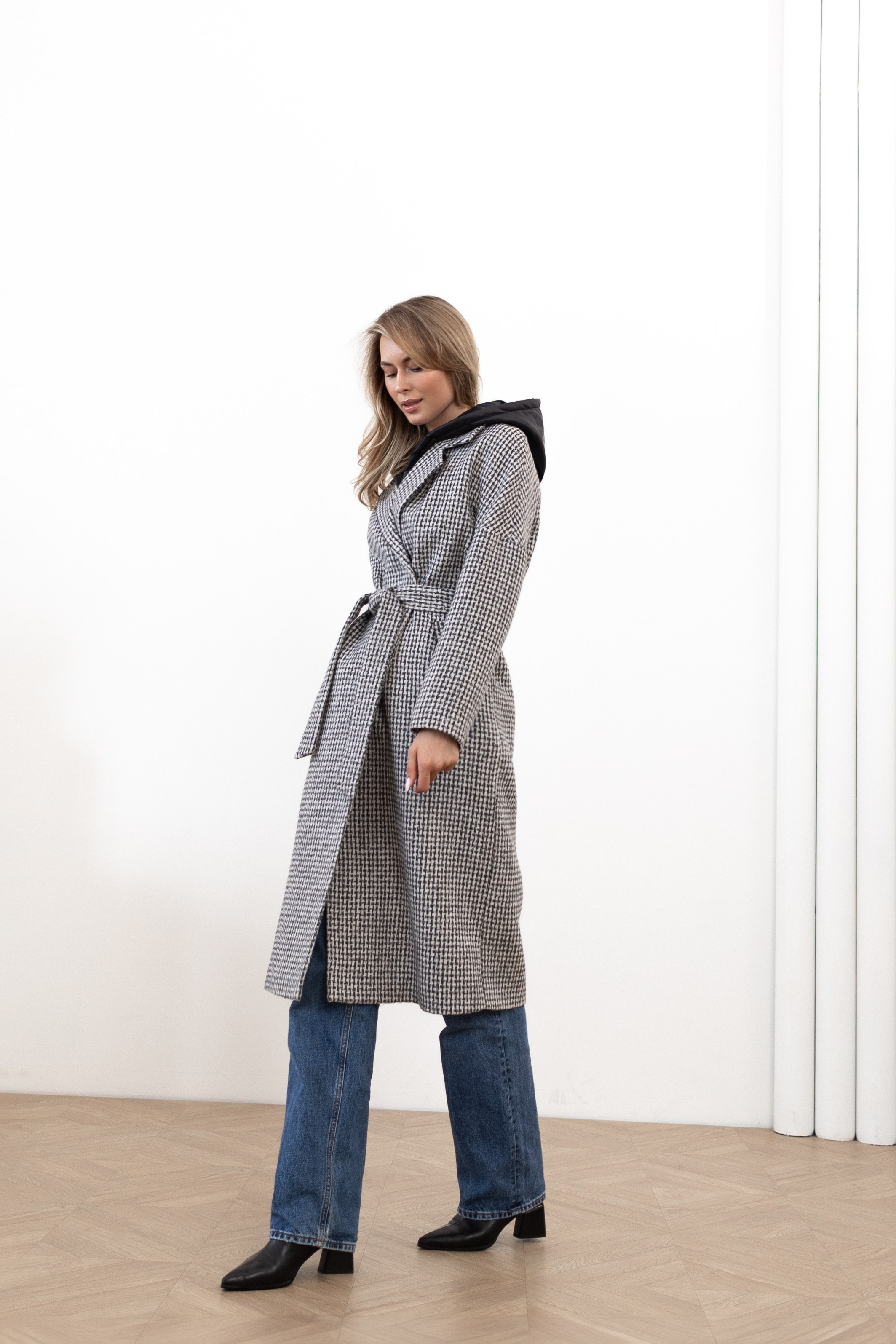 MY BEVERLY COAT — каталог. Фотограф для брендов в Санкт-Петербурге — Анита Вернер