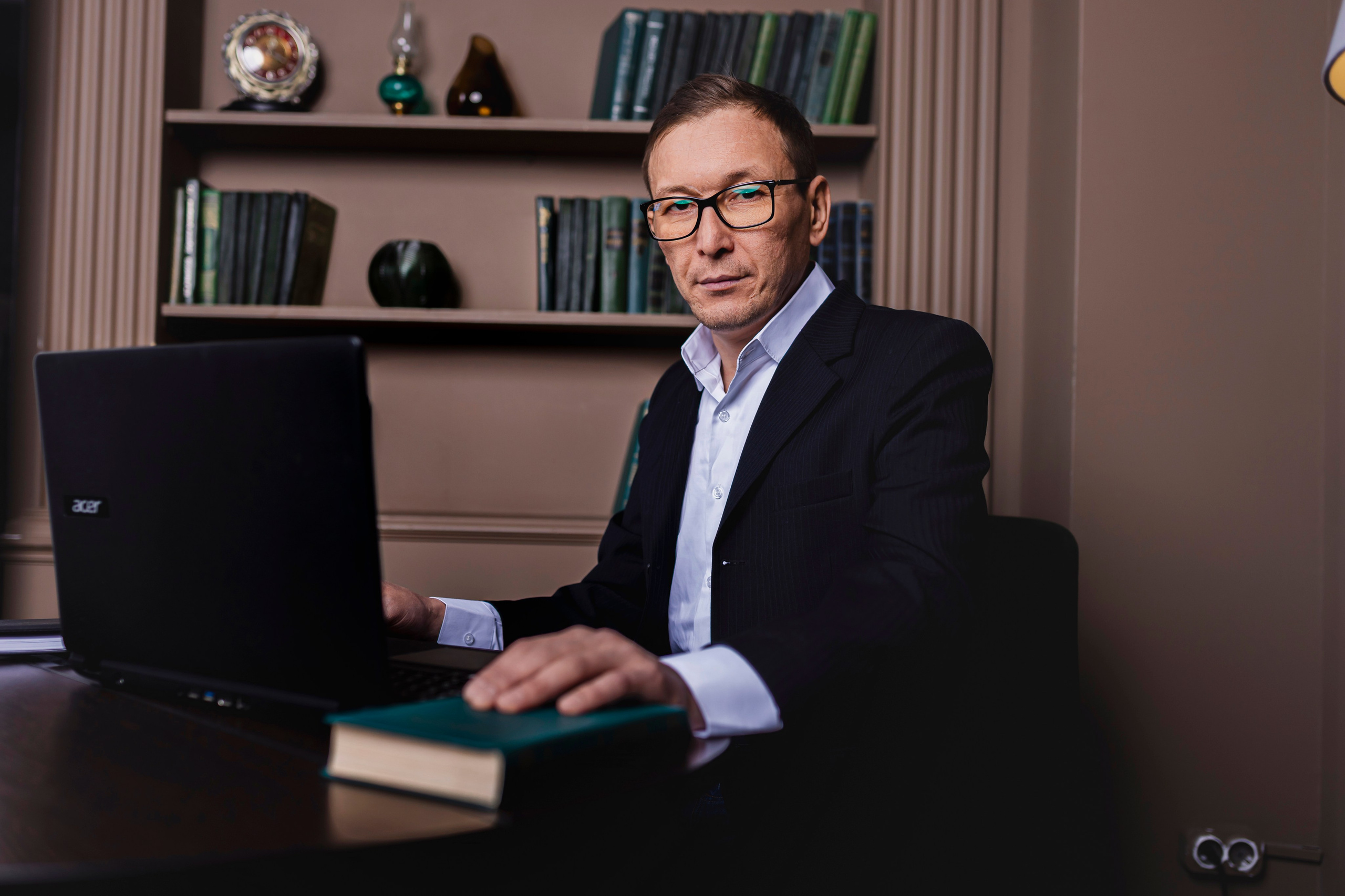 Фотосессия в студии для Радика. Фотограф Каримов Виктор