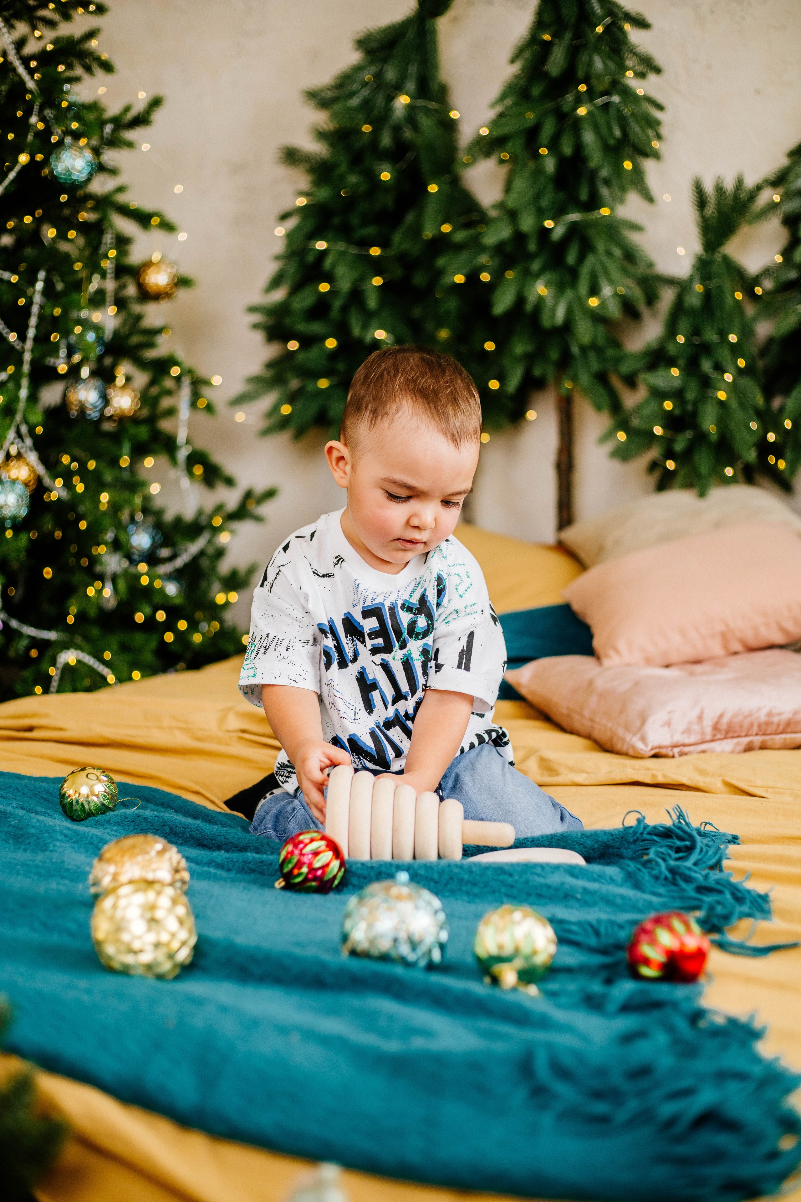 Лев с семьей. Рыжова Тамара