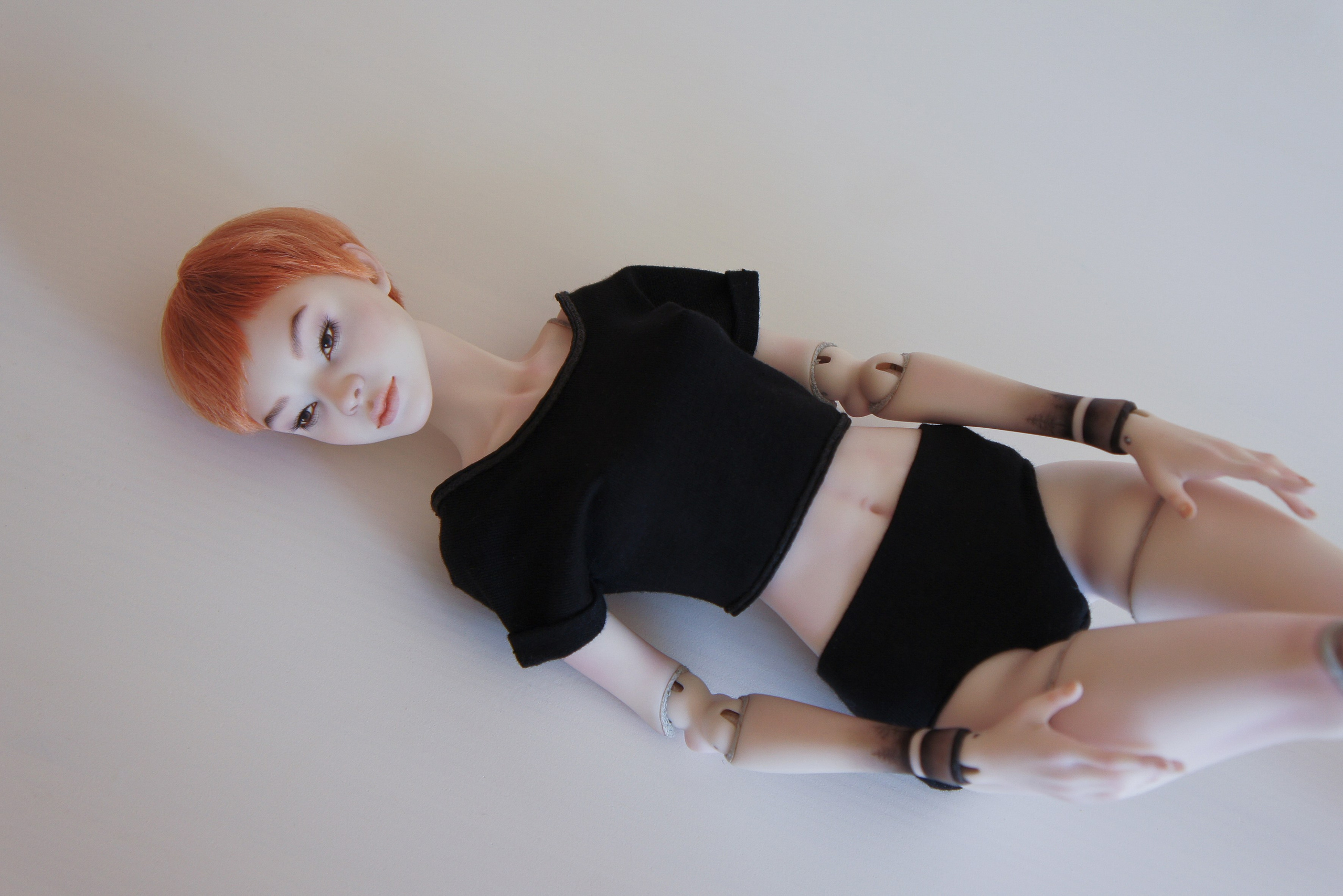 ГАЛЕРЕЯ. Авторские Шарнирные куклы и украшения из фарфора Алексаны Лавринчук