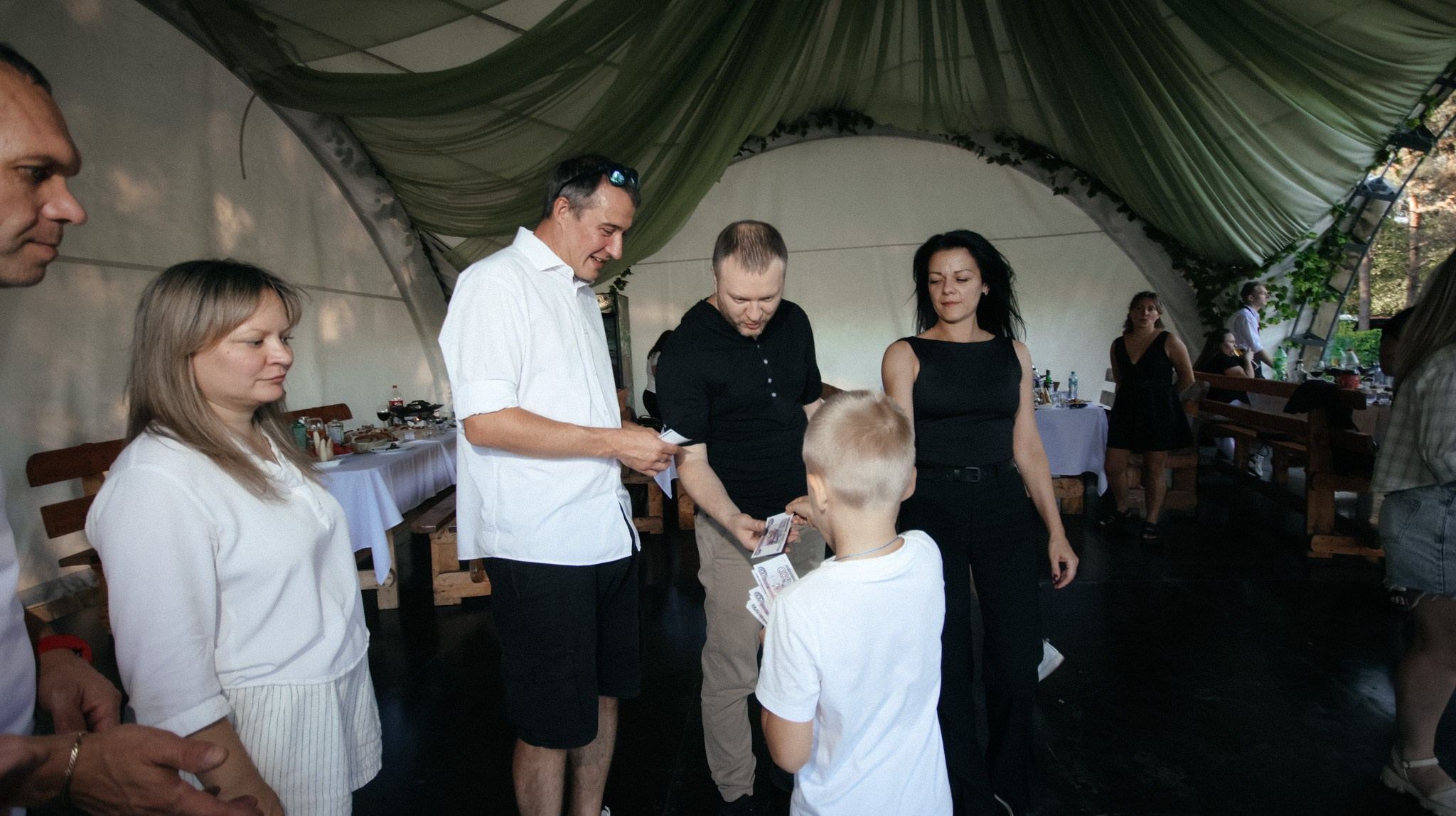 Фабрика Дверей. Свадебный и репортажный фотограф Дмитрий Кононенко