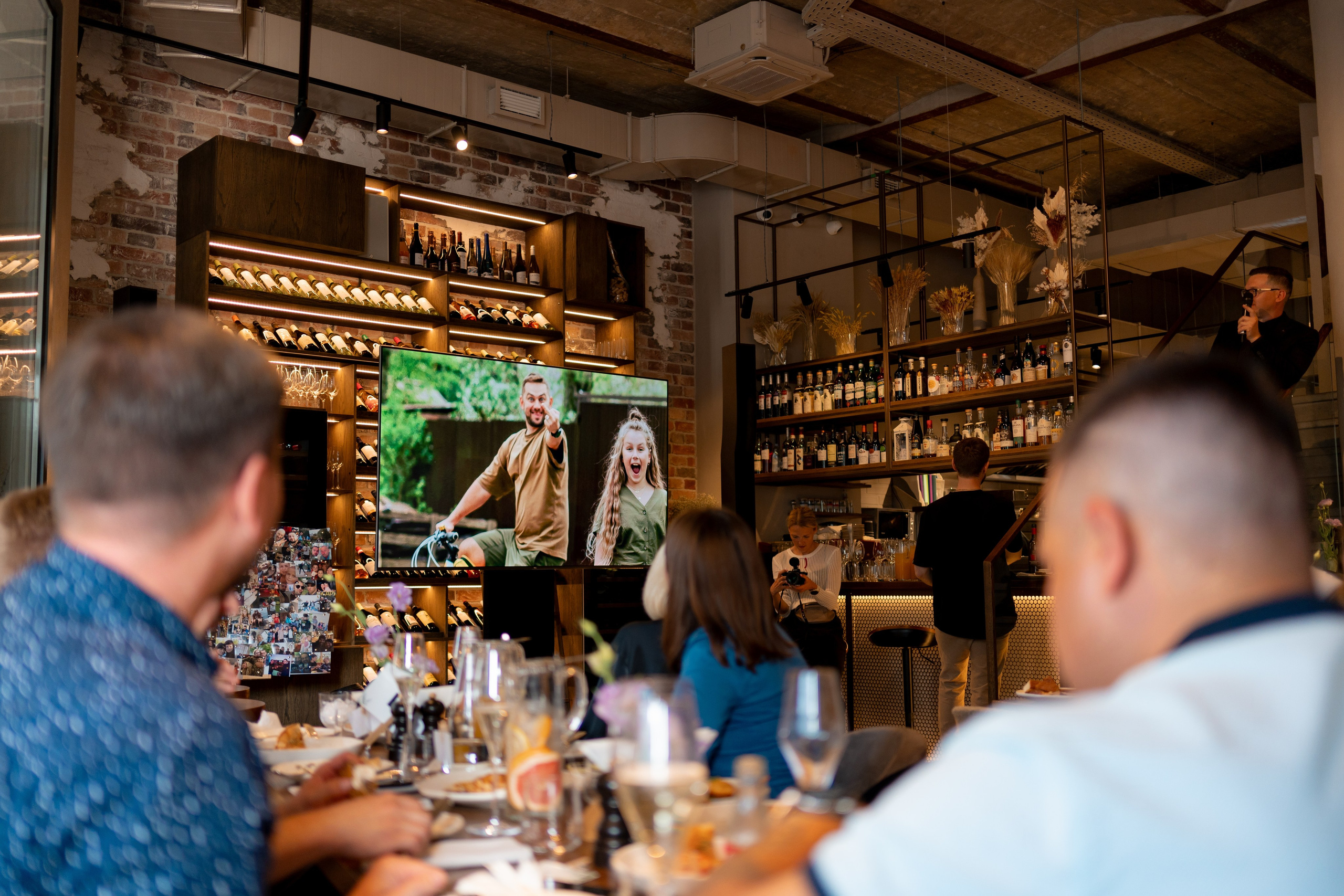 День рождения в ресторане. Свадебный и семейный фотограф