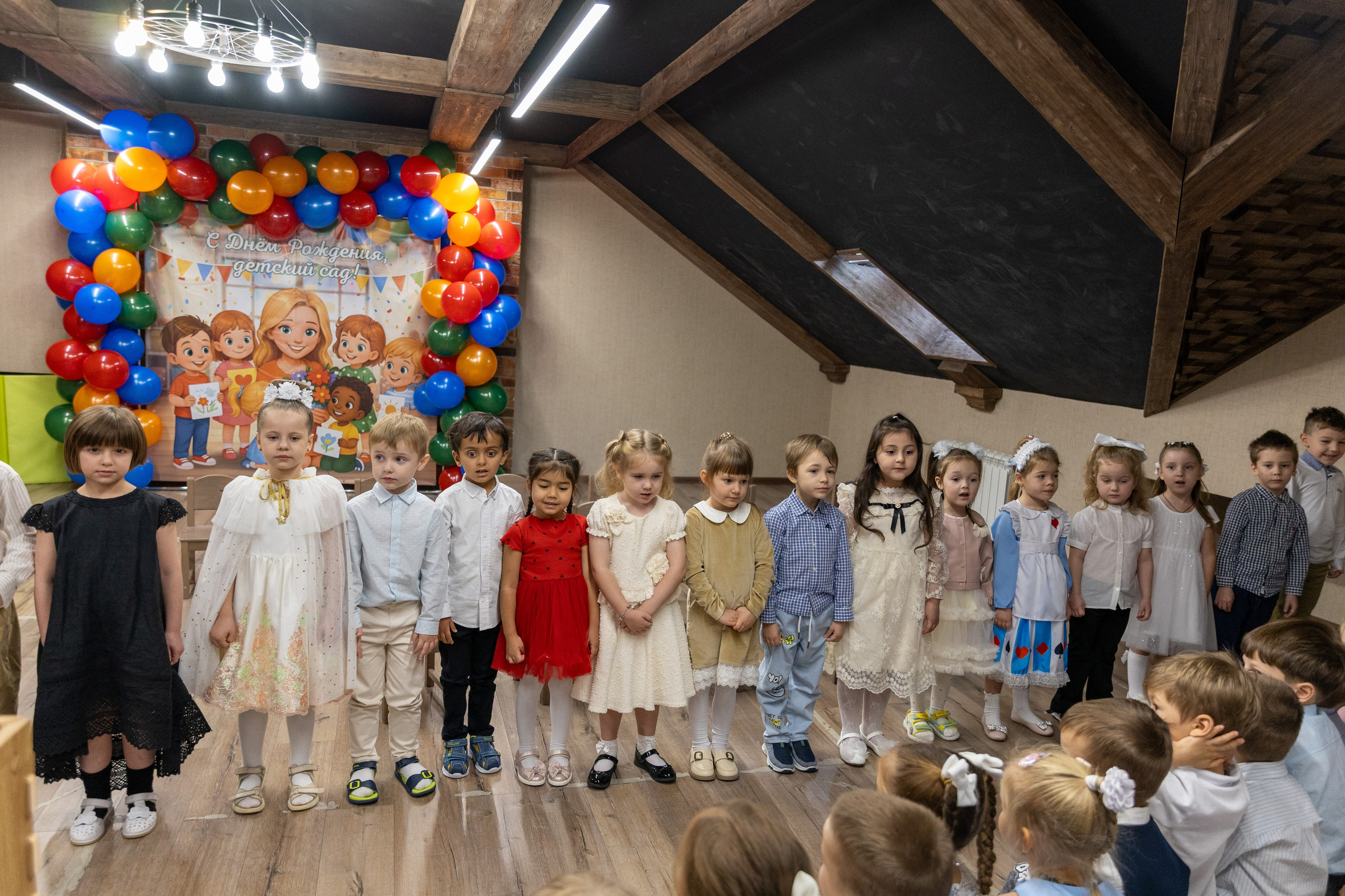 ДС «Гнездышко» и СОШ «Знайка», 8 лет. Сайт фотографа Ирины Аникановой