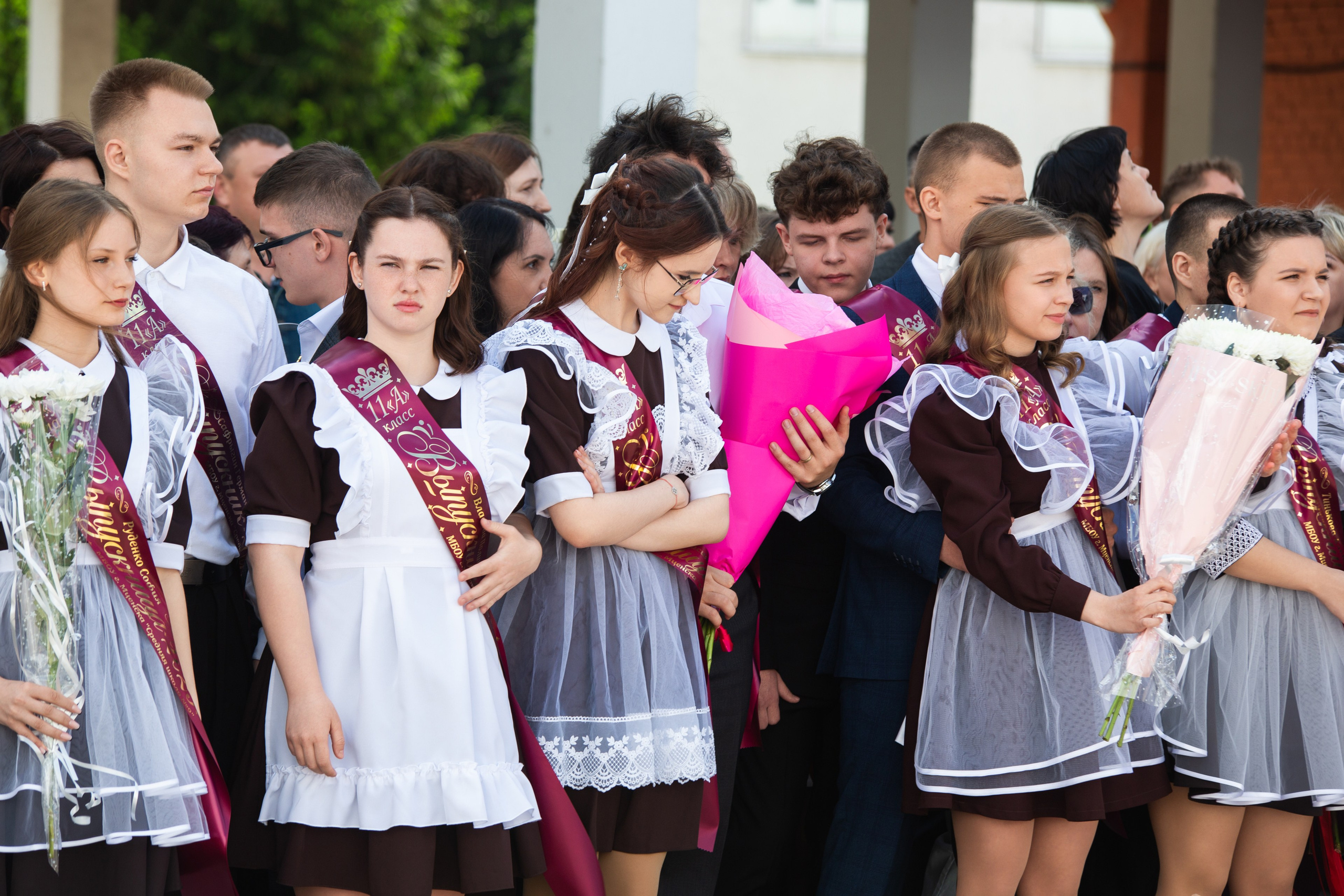 ПОСЛЕДНИЙ ЗВОНОК 2025 9 ШКОЛА. ТВОЙ АЛЬБОМ / ТВОИ ПРАВИЛА