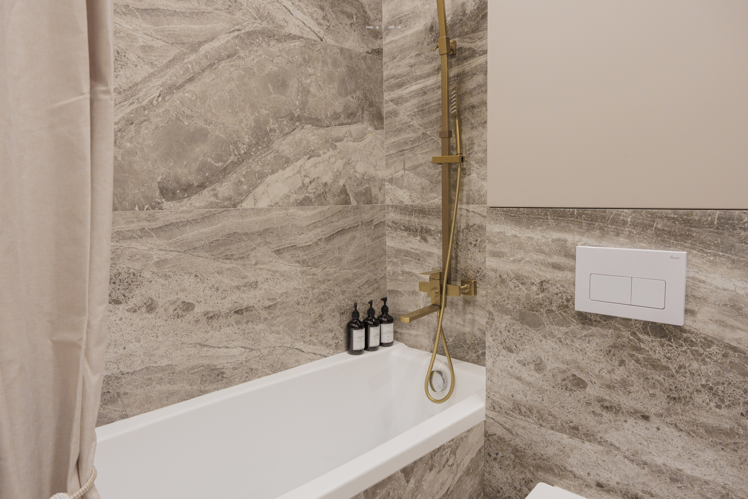 Квартра ул. Бограда, 103. Фотограф в Красноярске Евдокимова Анастасия