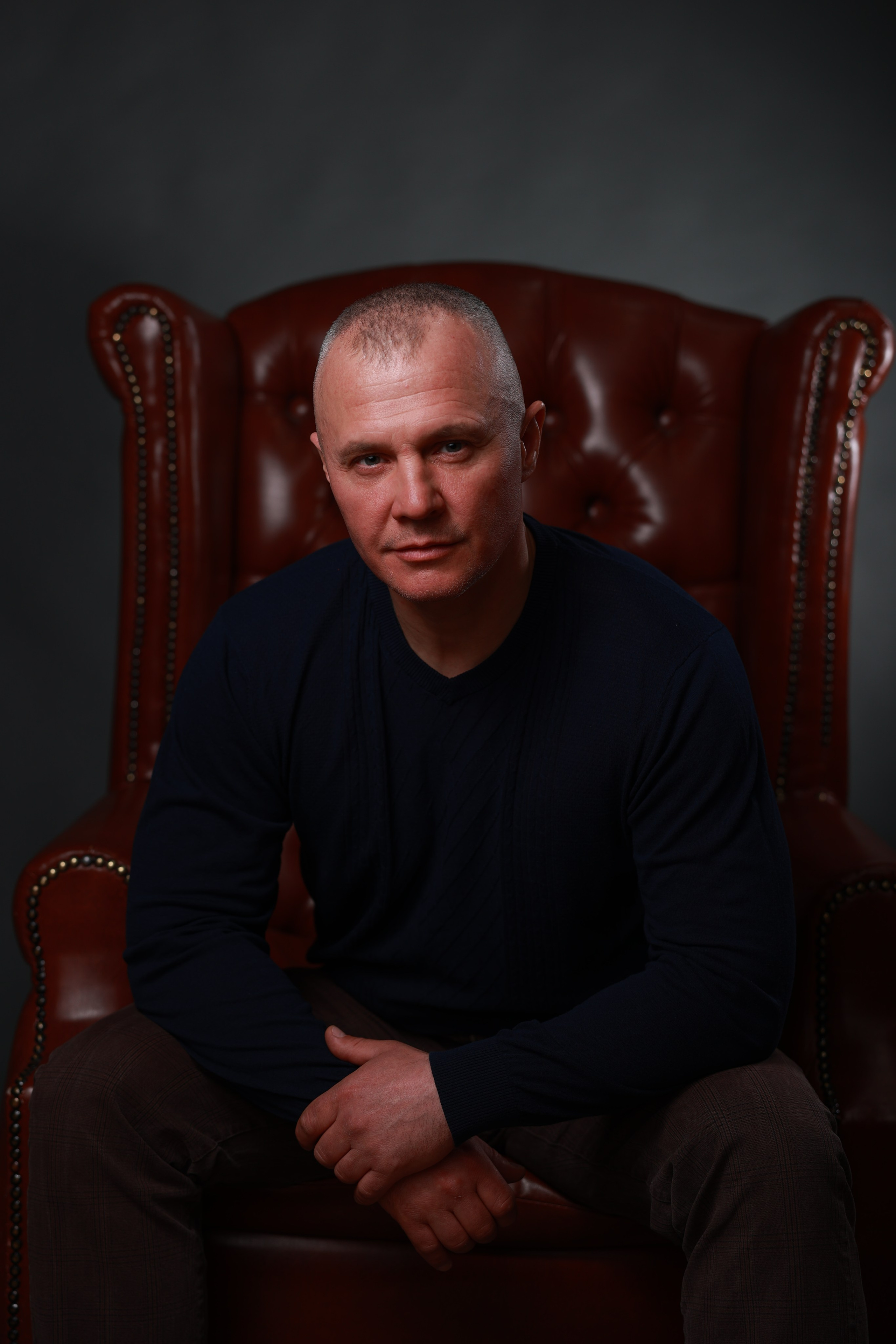 Студийная съёмка. Денис Волк актёр / модель