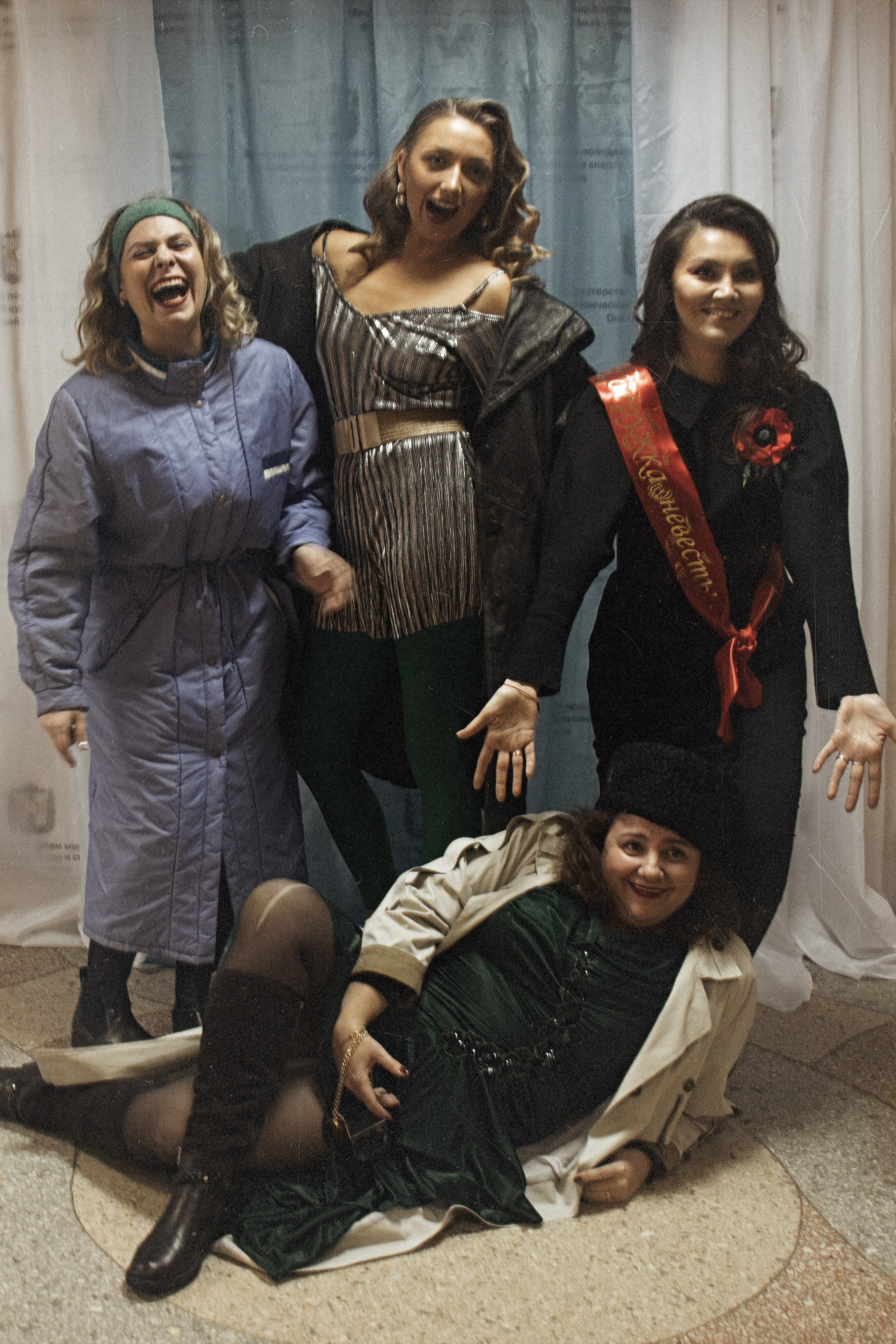 Гузель & Алексей свадьба в стиле 90х. Фотограф и видеограф в Омск/Москва Сащенко Лера