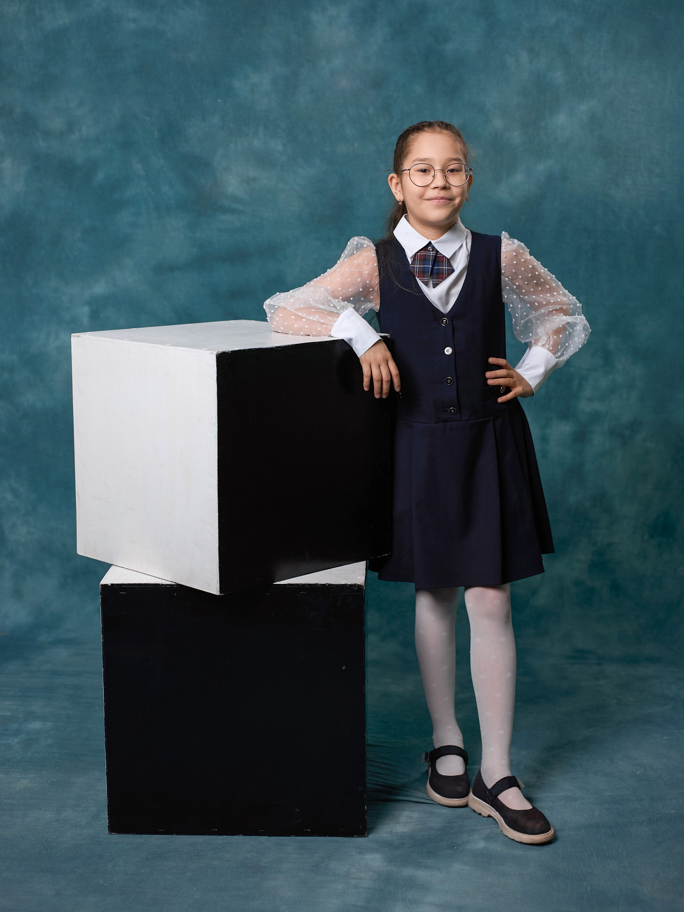 Школьный альбом "Кубы бирюза". Выпускные альбомы в Тюмени для школ, садов, вузов спортивных секций