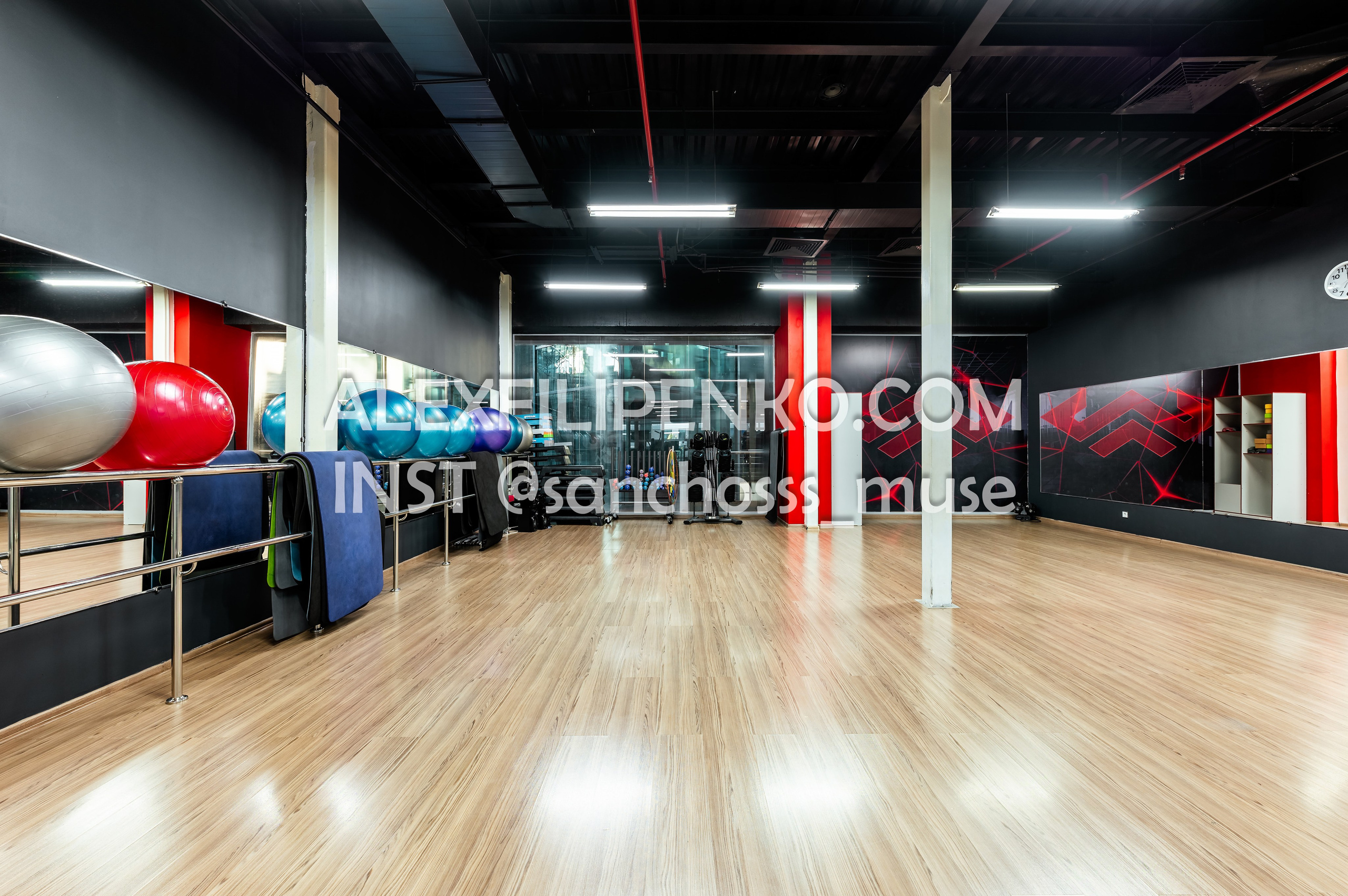 WORKOUT Достык 18. Фотограф интерьера недвижимости и архитектуры в Астане