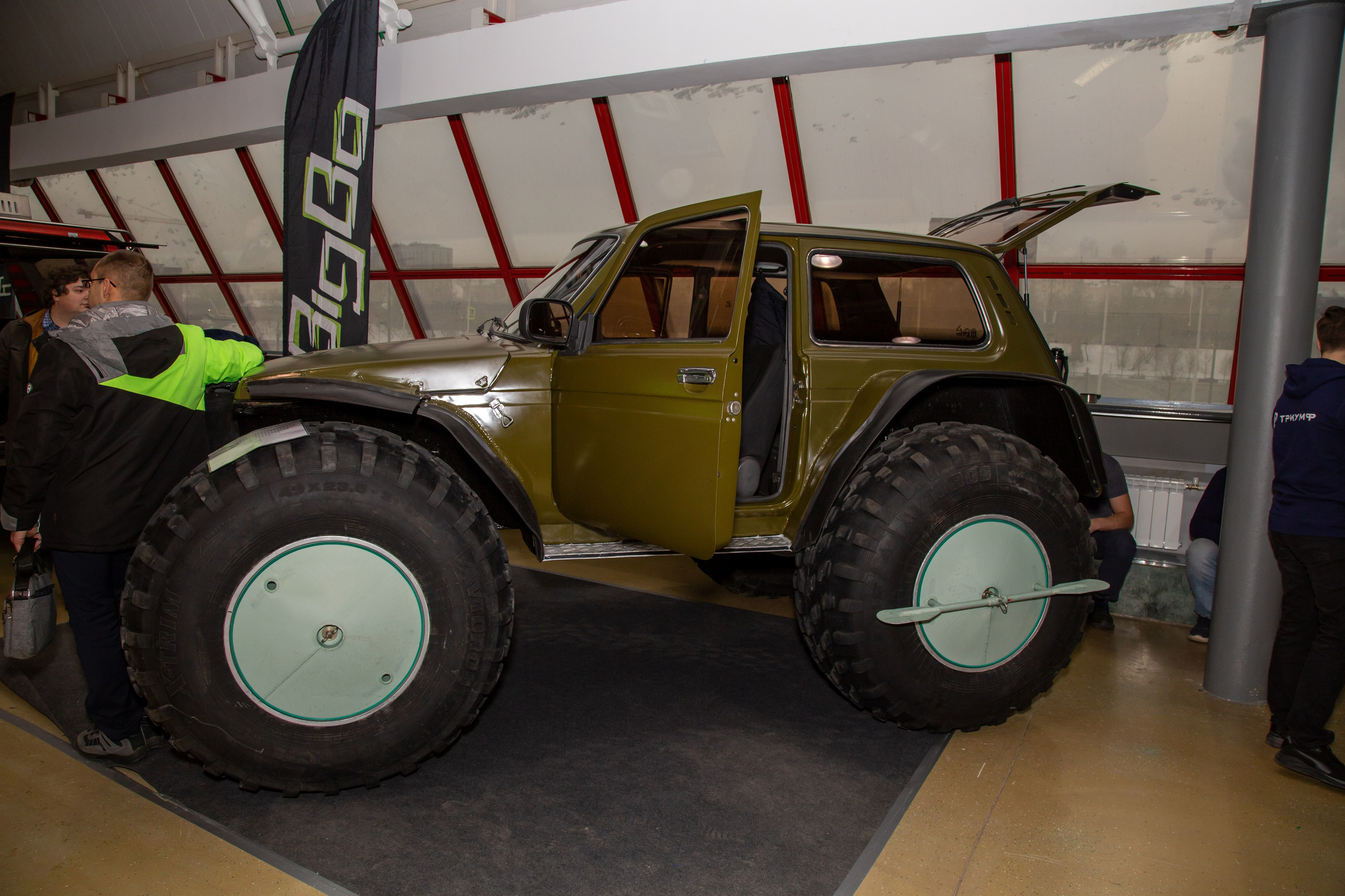 Фотопрогулка по выставке Поехали 2022. «Студия DRONAVT`s» — видеосъёмка и фотография г. Москва