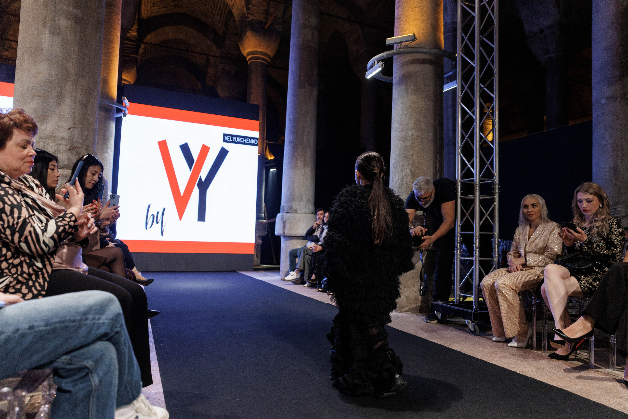 IFB-показ. About