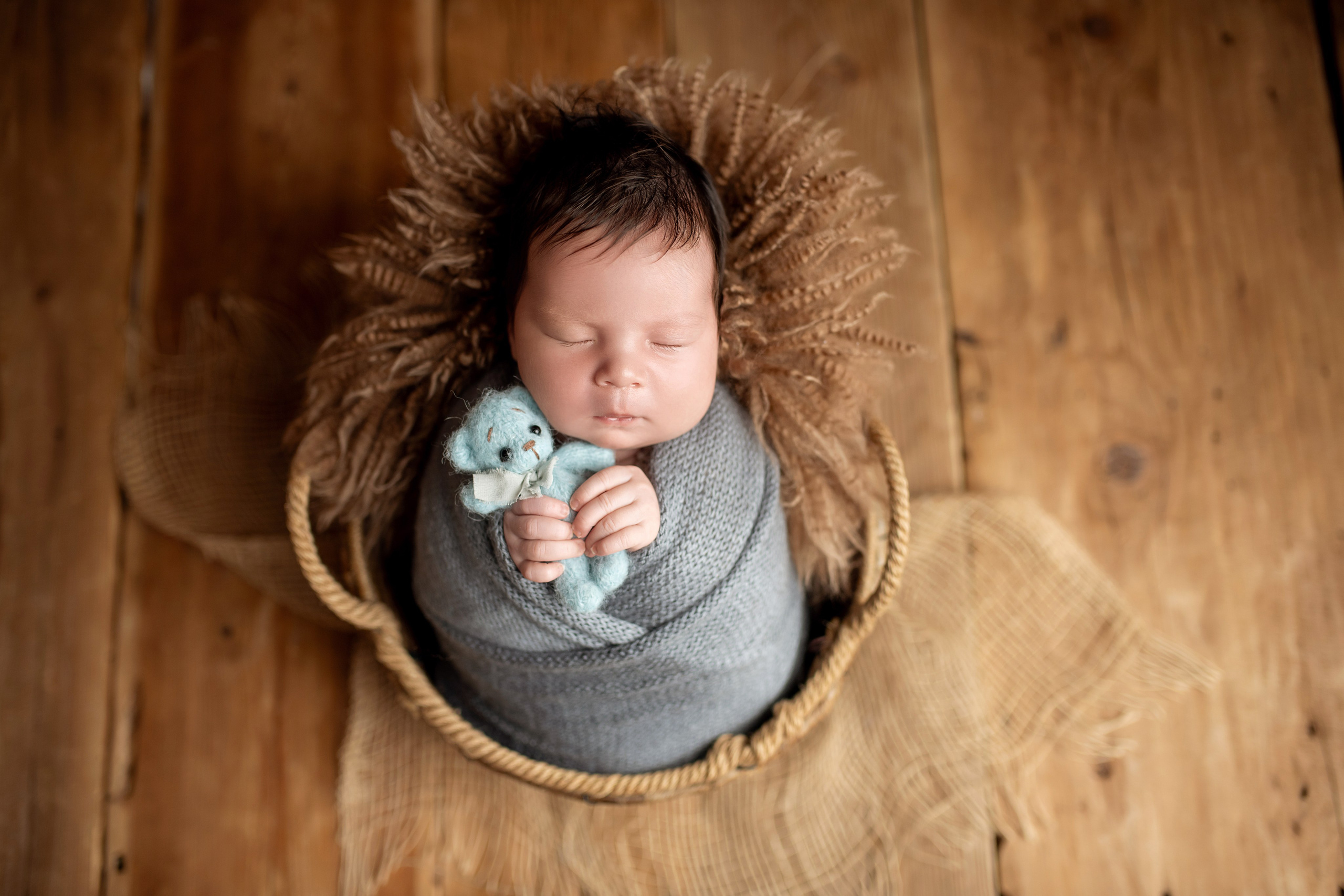 Newborn. Творческая команда Ульяшевы, свадебная и семейная фотография. Кахахста