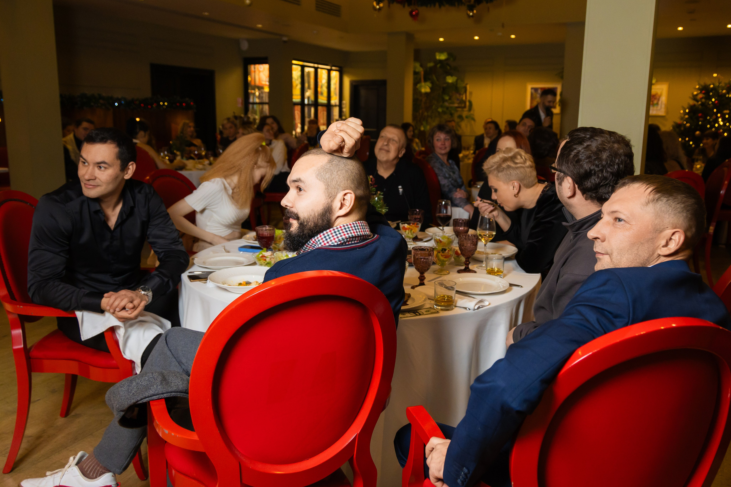 Все дома. Евгений Матвеев — фотограф в Санкт-Петербурге