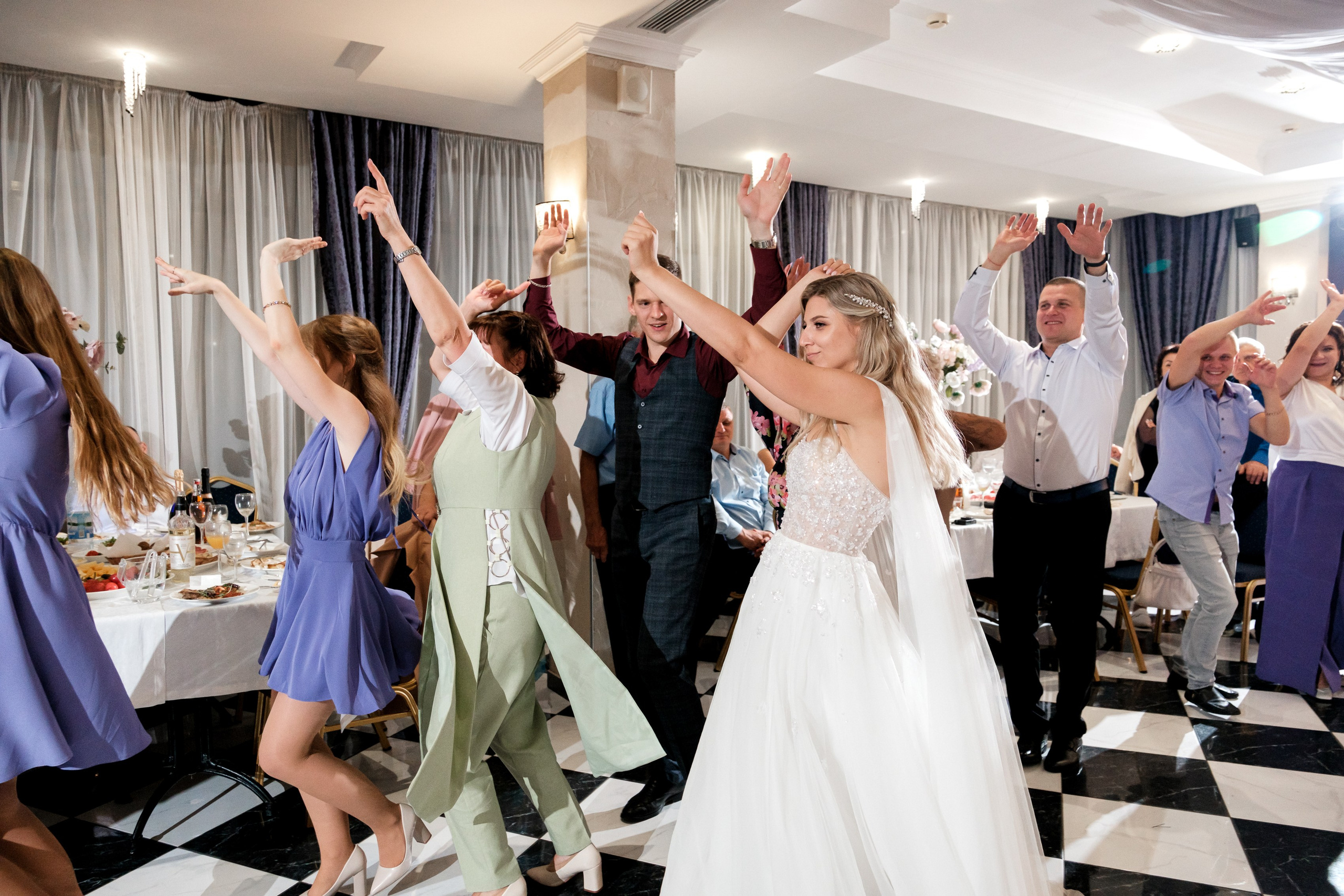 Свадебная фотосессия Волгоград. Свадебный и семейный фотограф в Волгограде Кристина Иванова