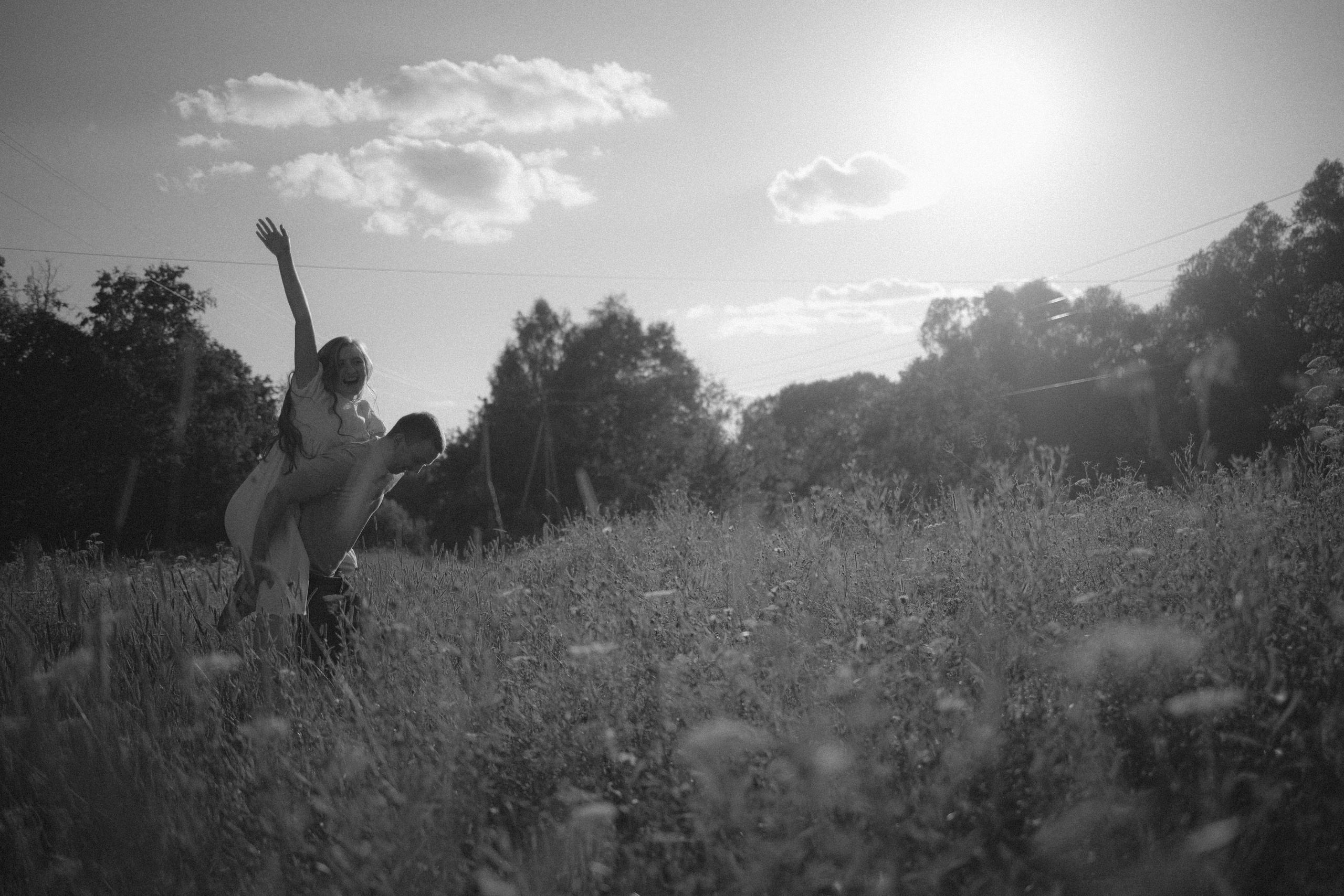 Love story на природе. Свадебный фотограф в Москве