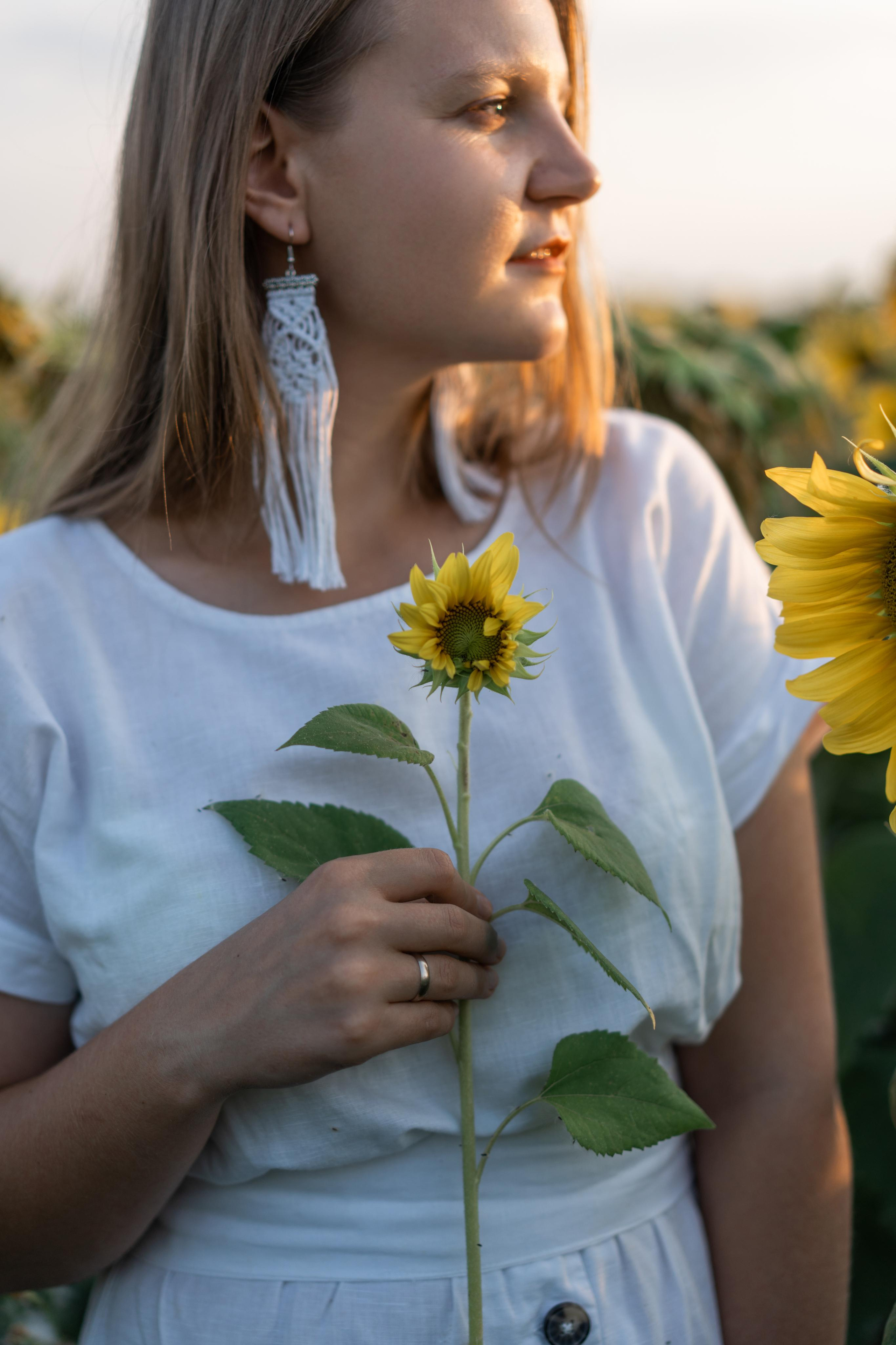 В Подсолнухах. Катюша. Фотограф Вера Зенина