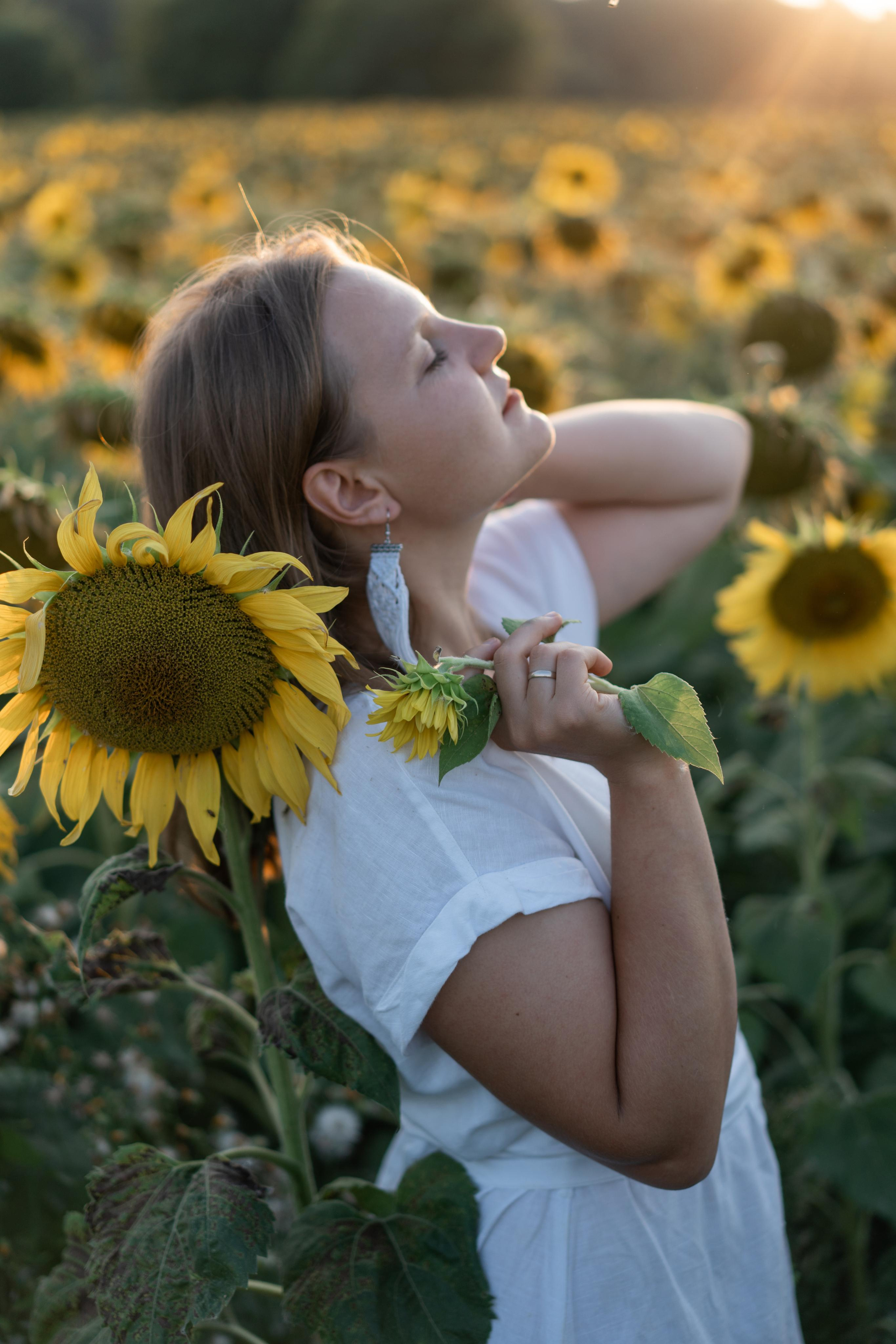 В Подсолнухах. Катюша. Фотограф Вера Зенина