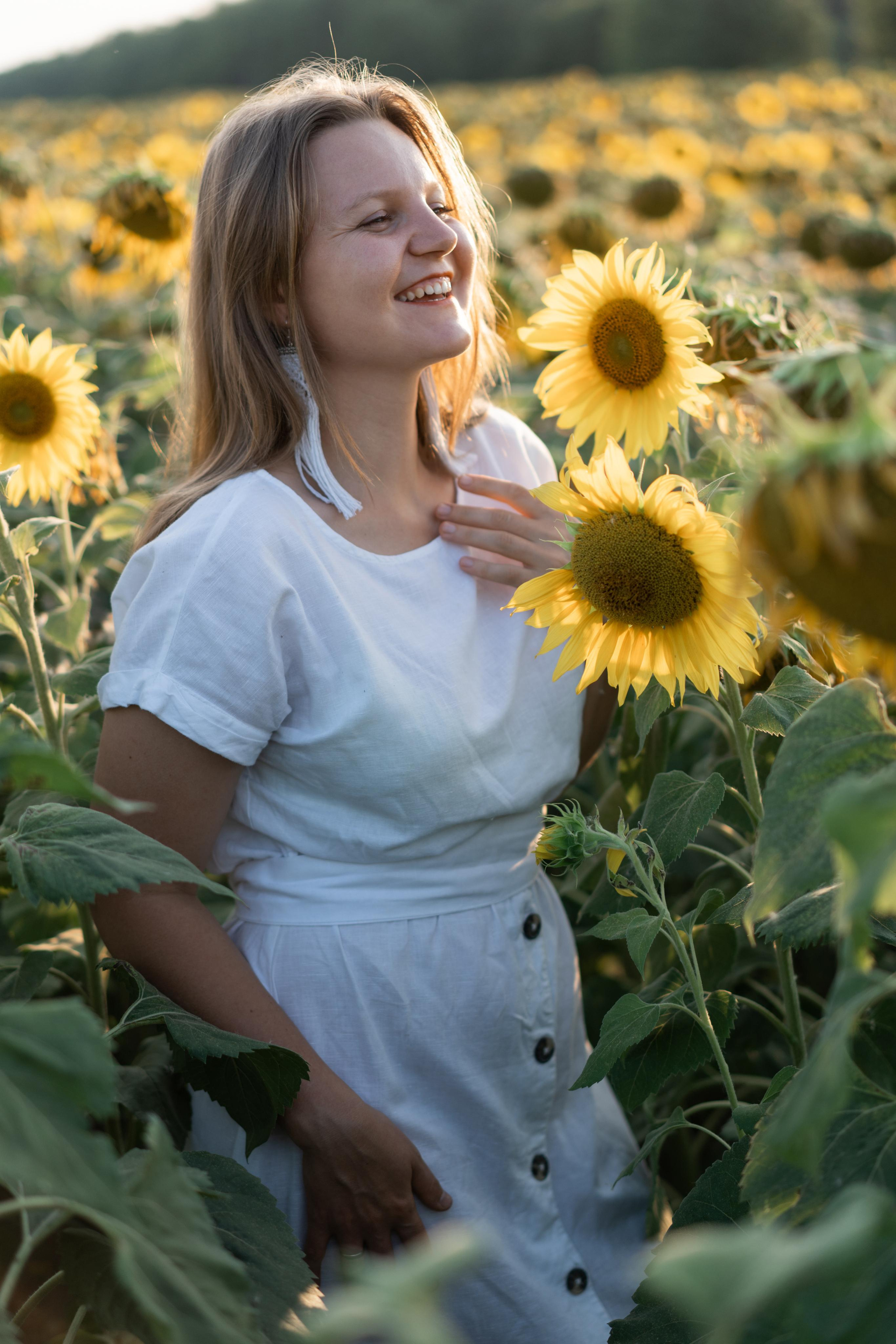 В Подсолнухах. Катюша. Фотограф Вера Зенина