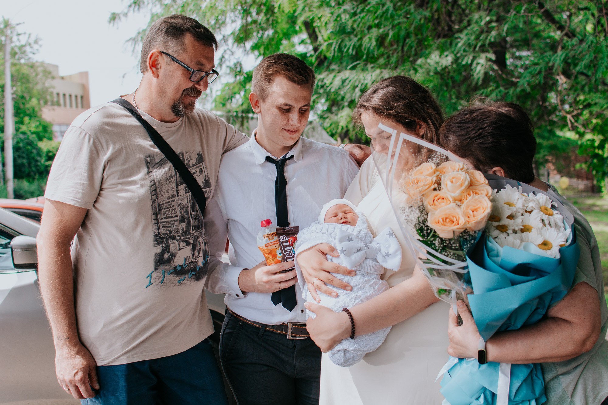 Выписка из роддома. Фотограф Ростов-на-Дону | фототерапевт