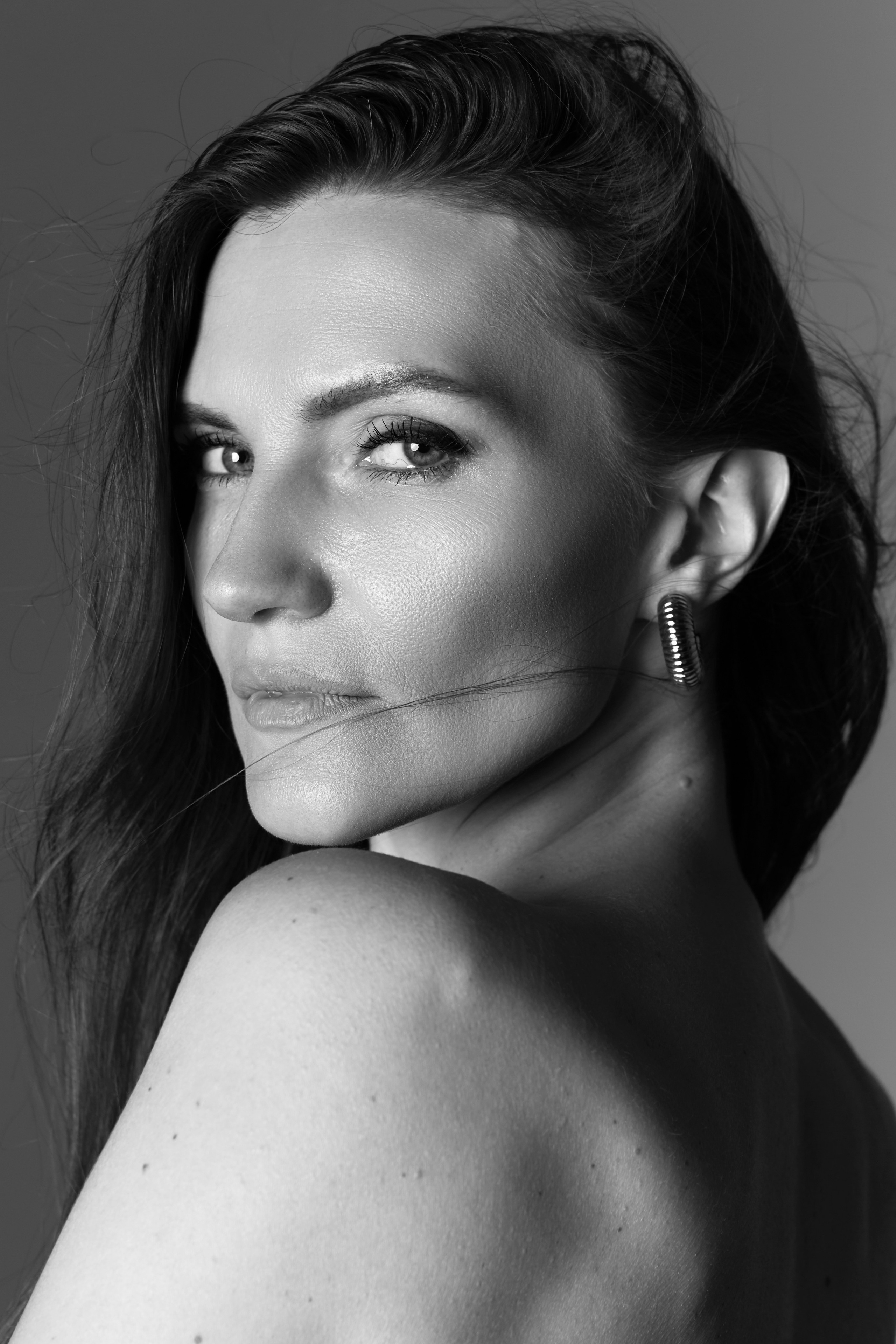 Модельные тесты в Москве. Кизя Мисриева — фотограф: плёнка, цифра. Москва и не только