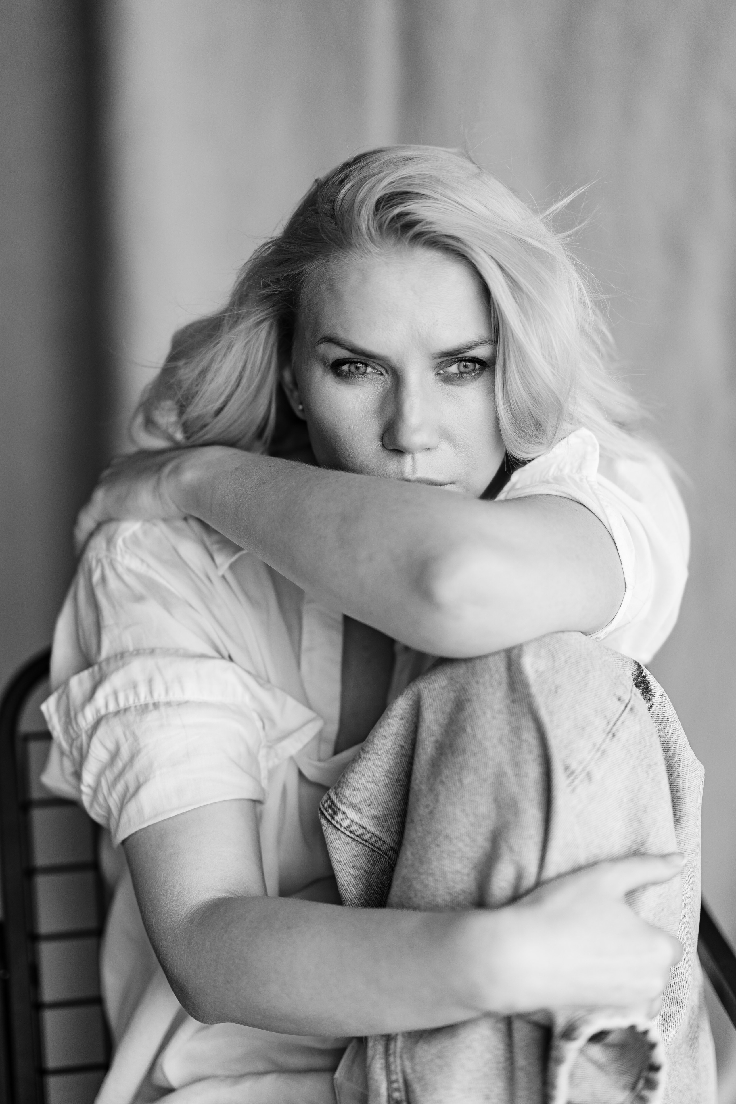 Женский портретный фотограф 35+ Воронеж. Добро пожаловать в магию ЧБ портрета