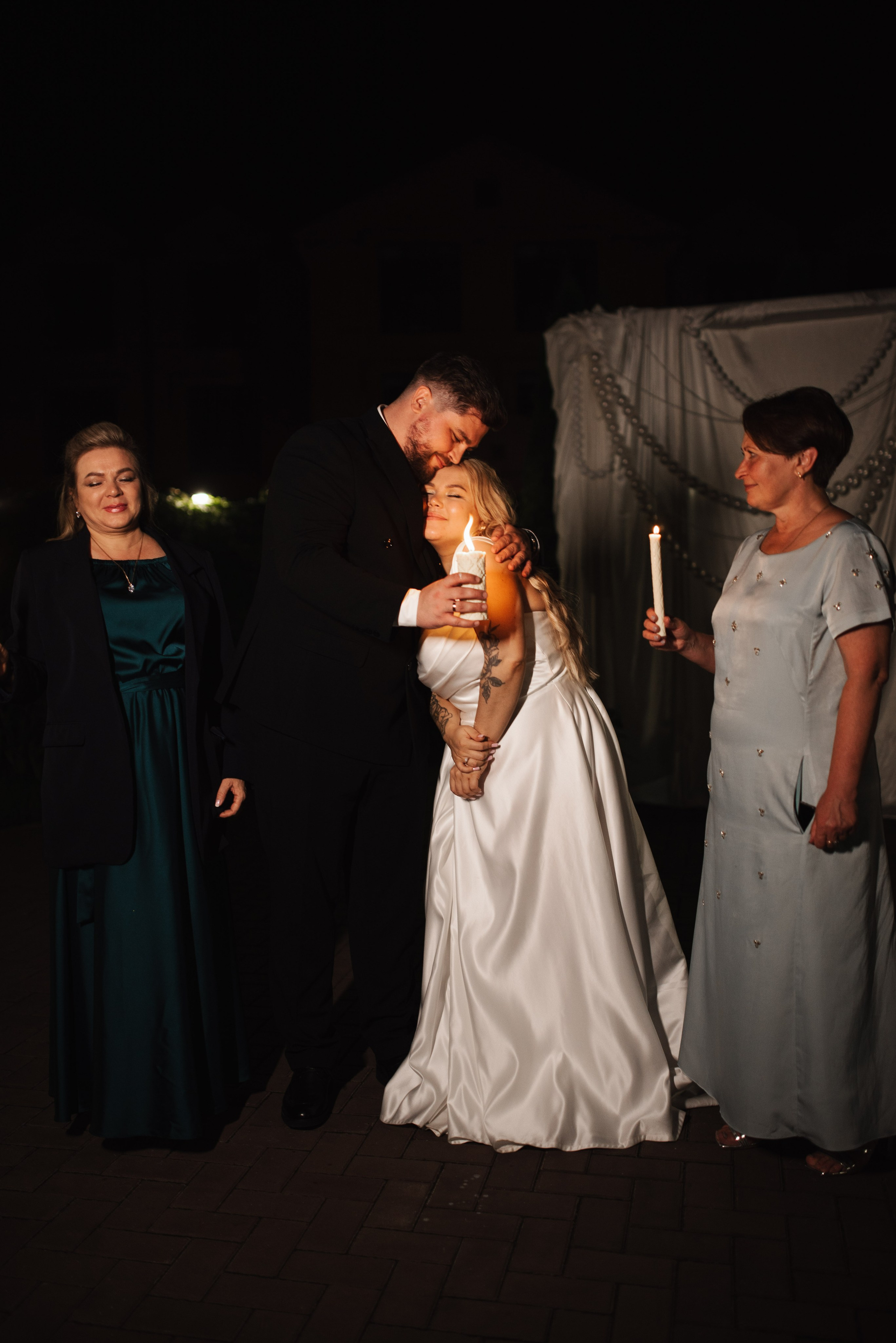 Гаянэ и Роман. Свадебный фотограф Анастасия Бударина