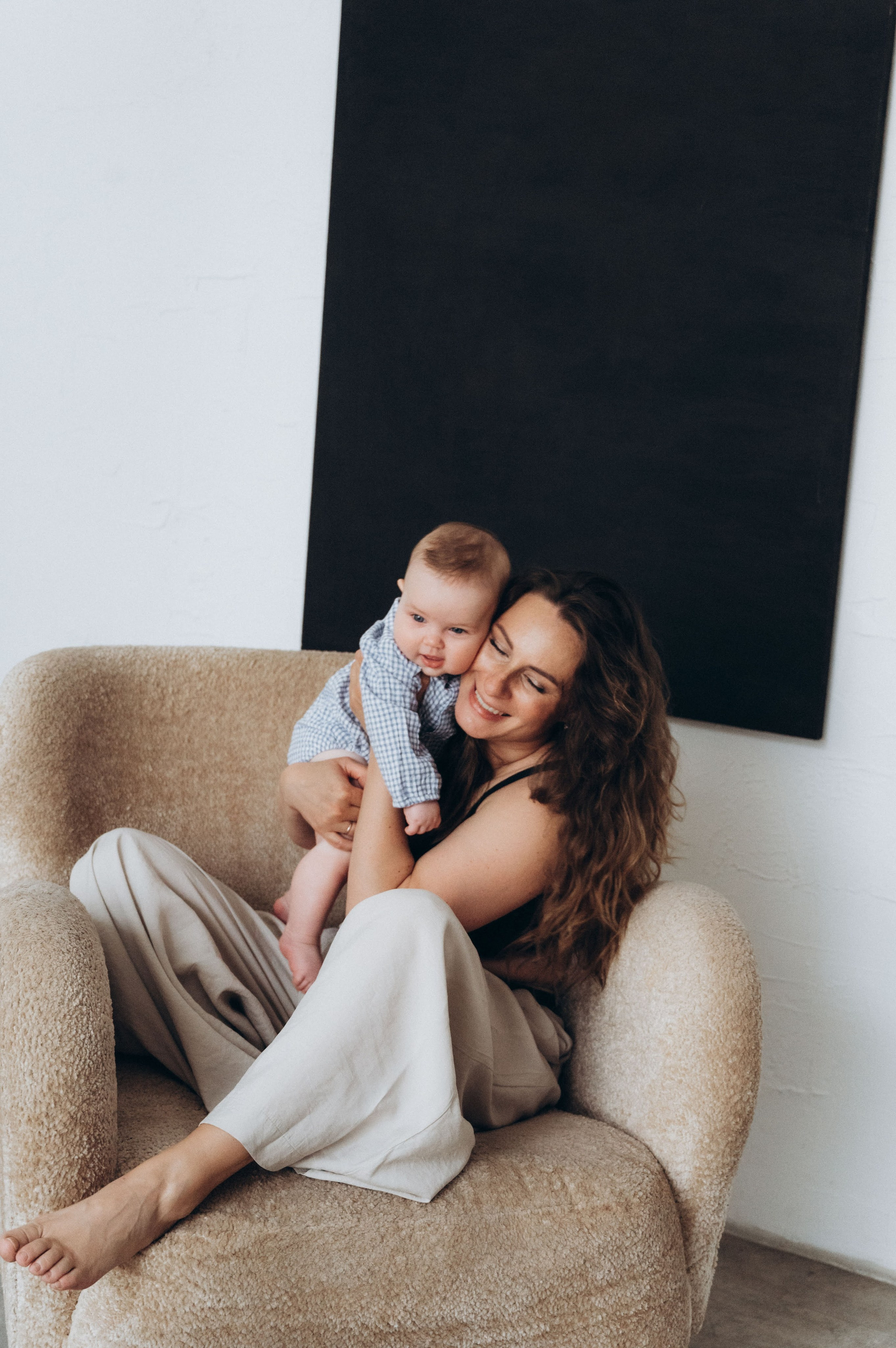 Анастасия. Профессиональный фотограф беременности в СПБ. Стильные фотосессии беременности в стиле минимализм и классическая фотография