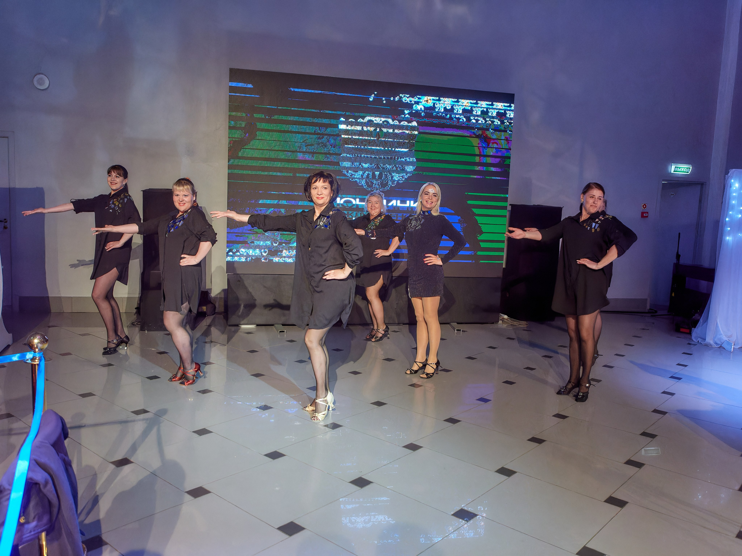 Блондинка Междуреченска. Семейный и детский фотограф в Междуреченск Олег Бамбульский