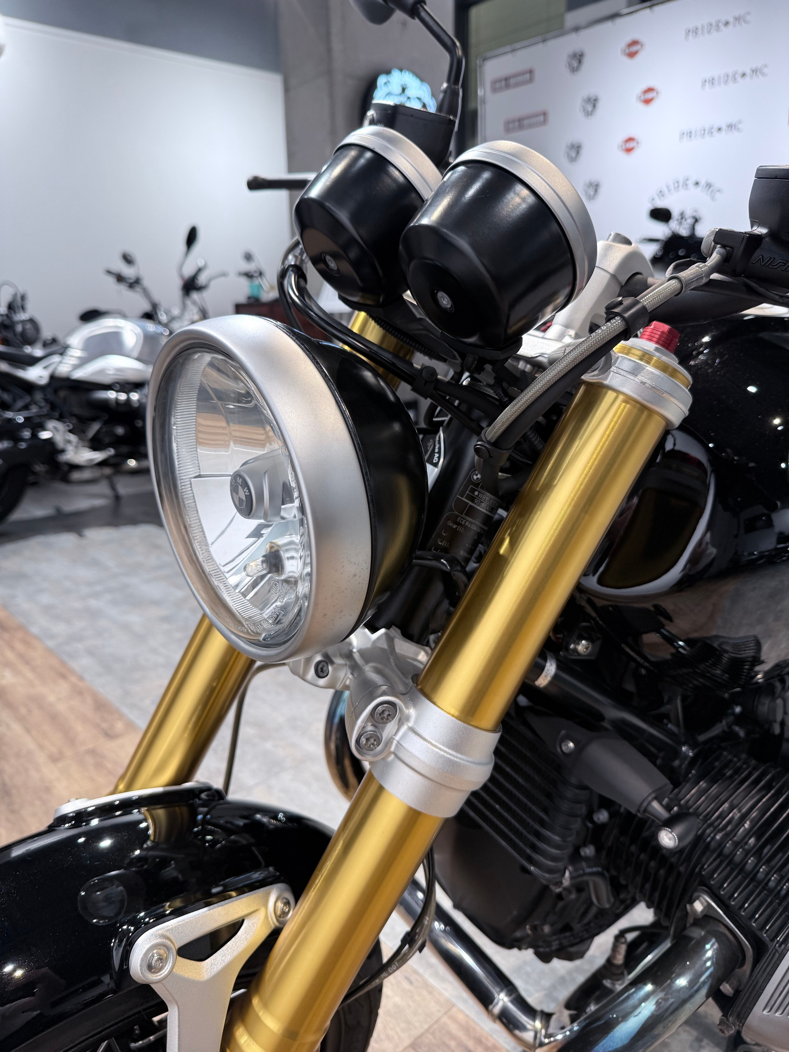 2017 BMW R Nine T Black Storm (VIN *WB10*2681). Hello Davidson, Москва. Только хорошие мотоциклы…