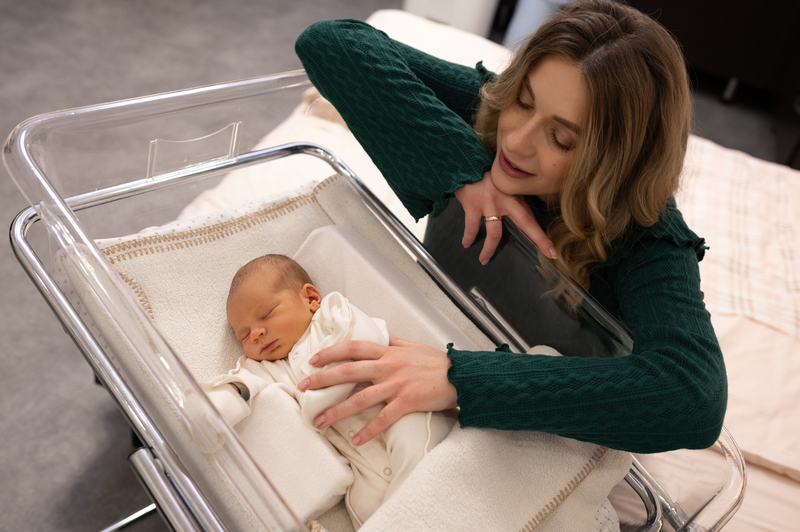 Выписка из роддома. Фотограф на роды и ньюборн в Санкт-Петербурге | Настасья Сергеева