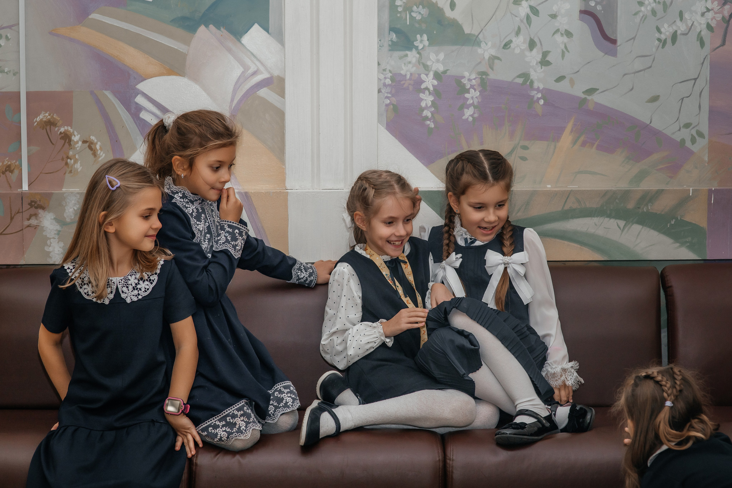 Первоклашки ГБОУ ЦОиС «Москва-98». Семейный фотограф в Москве Наталья Чуб, заказать Фотокнигу