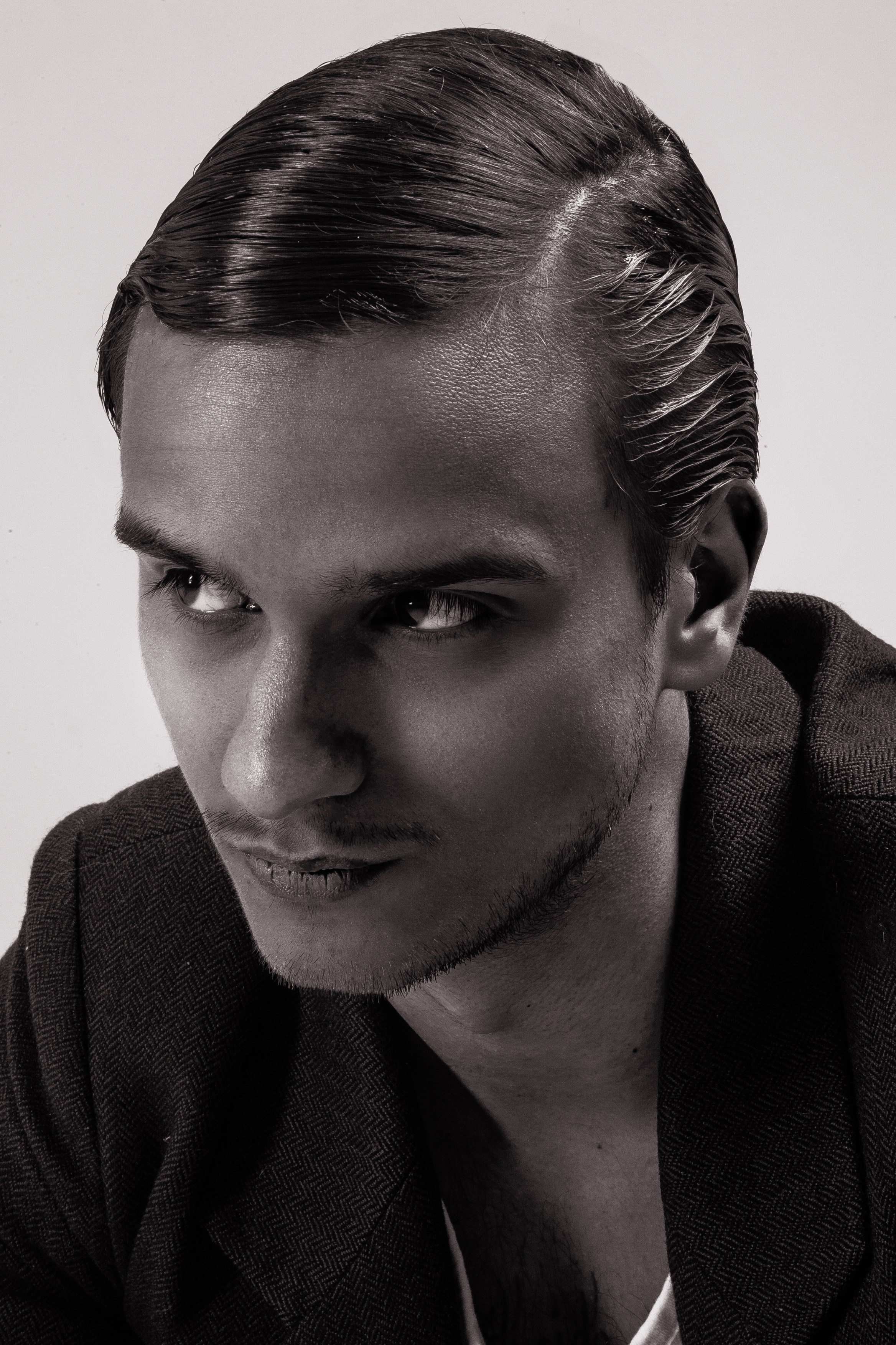 Иван. Портретный и художественный фотограф в Москве