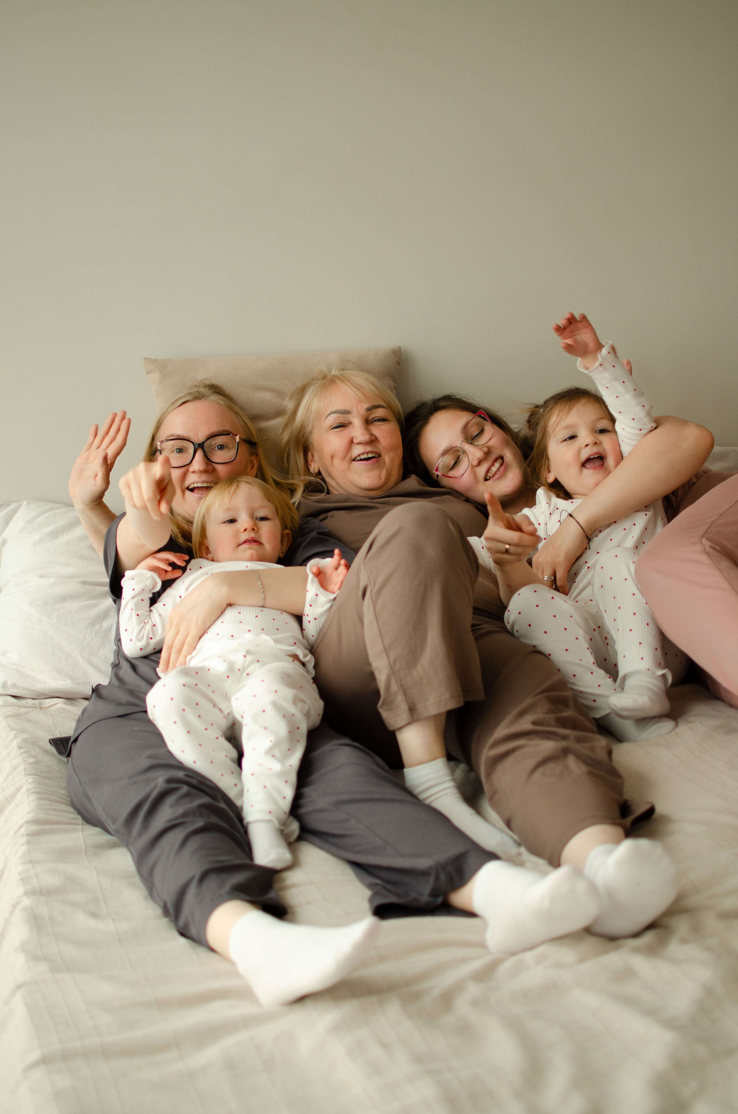 Настя, Мэриан, Яна, Элиза & Лия. Женский и предметный фотограф в Уфе Анастасия Настоечка