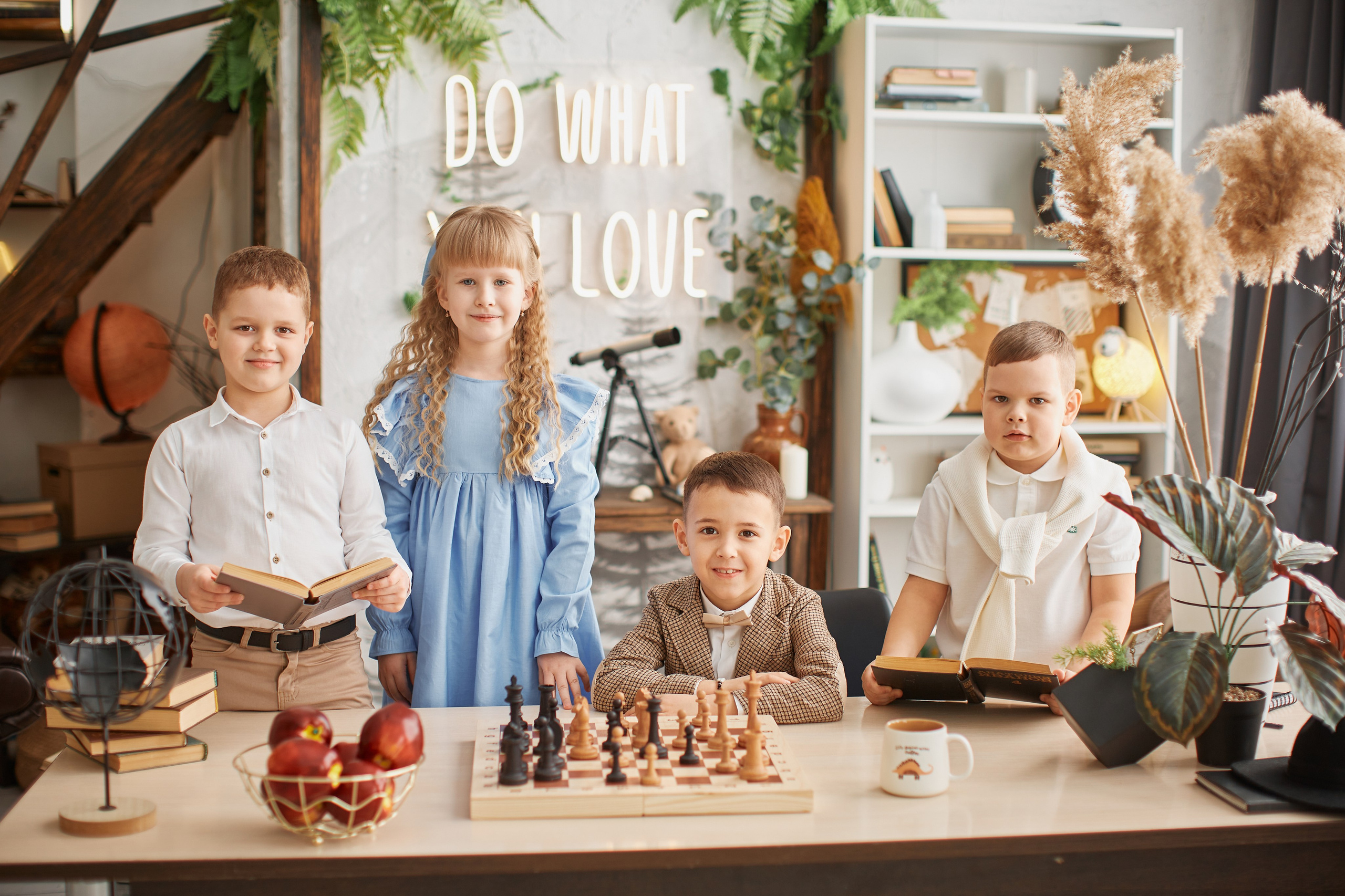 Групповые. Выпускные альбомы в городе Курган для всех