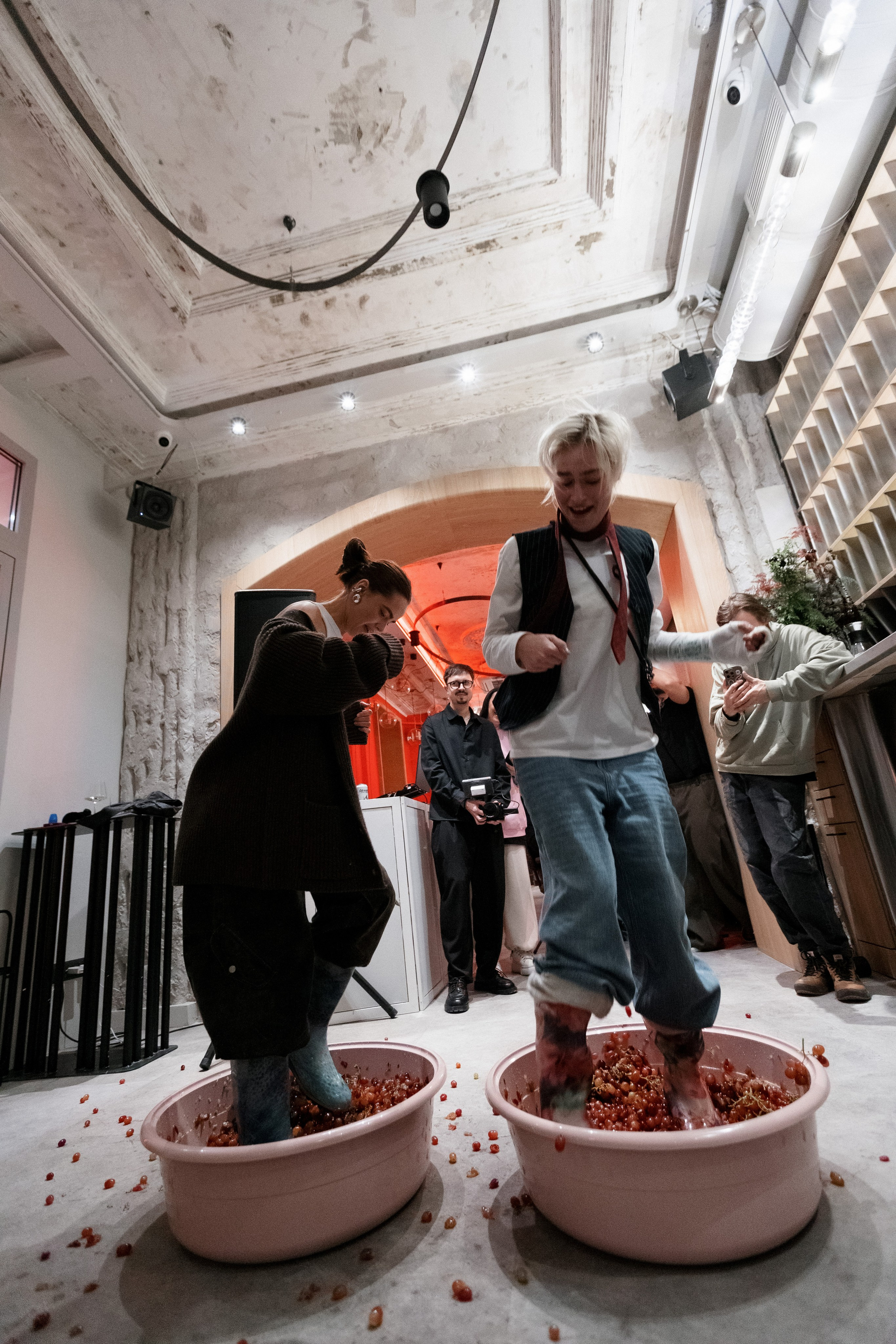 AMORE ОТКРЫТИЕ — DAY II. СВОИ. ФОТООТЧЕТЫ-СОБЫТИЯ-МЕСТА