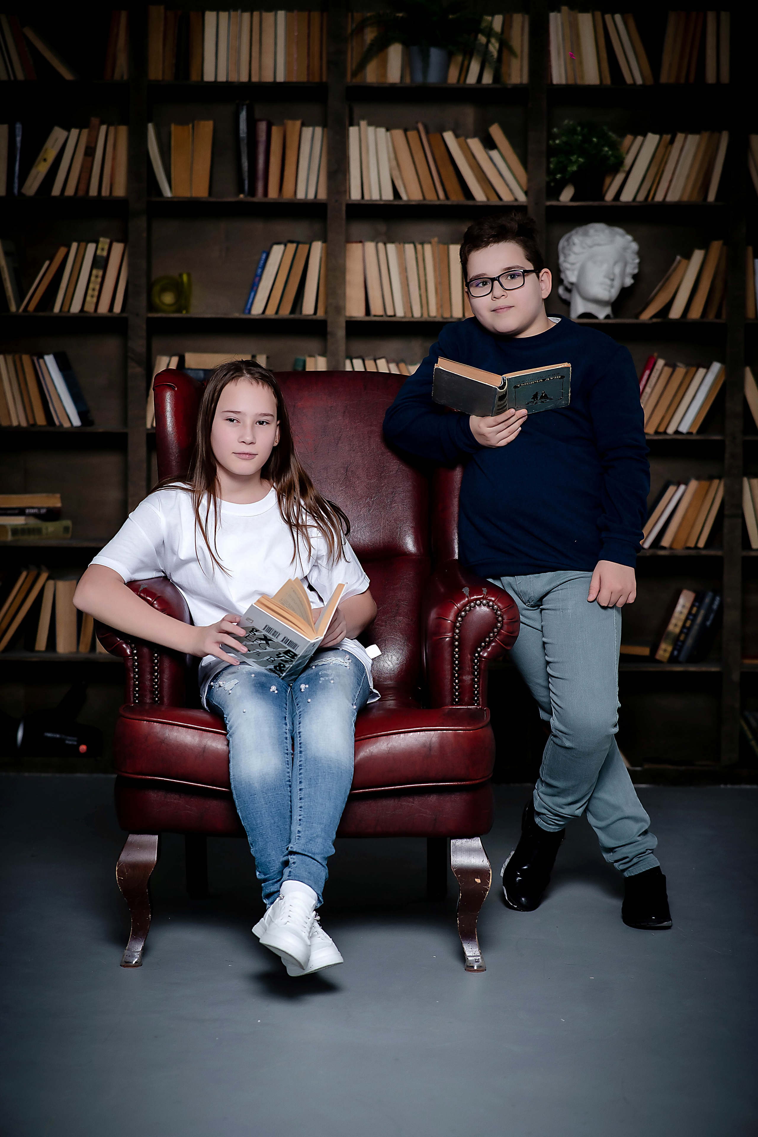 Выпускные (школьные) альбомы (книги) в Ростове-на-Дону. Современные Выпускные Альбомы в Ростове-на-Дону