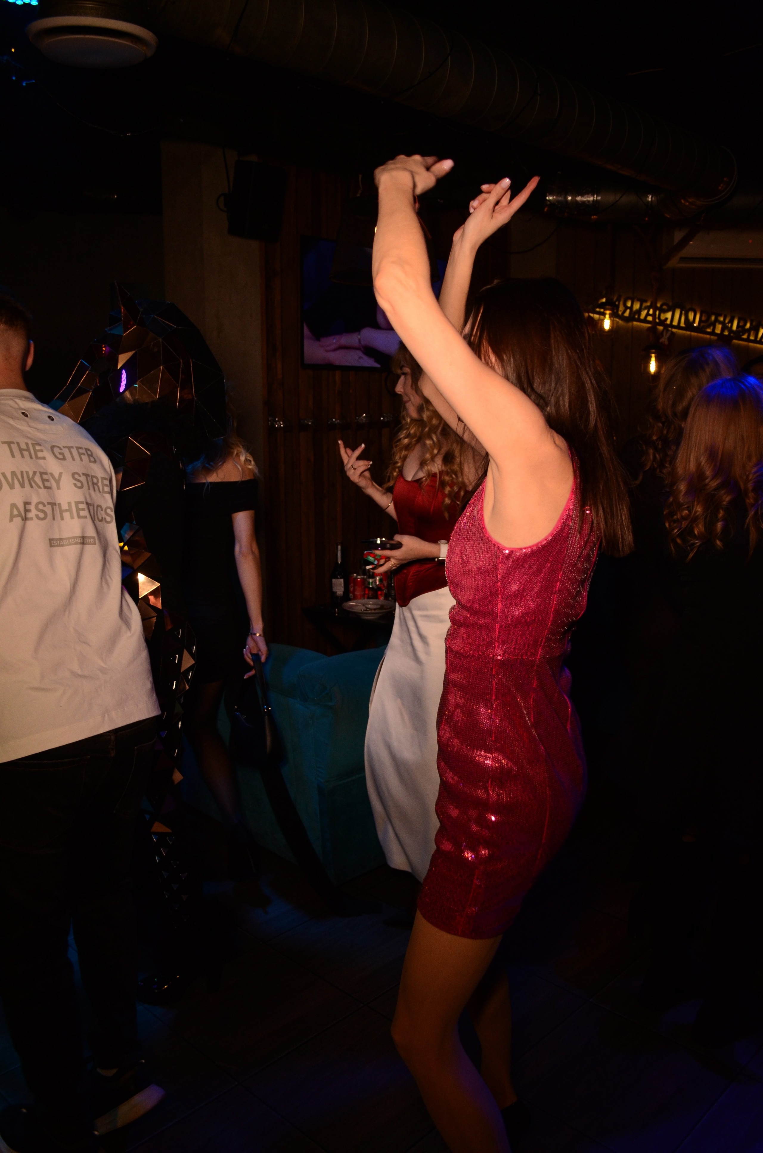 25.12.25 New Year Party. Мята Спортивная — Кальянная, караоке, бар в Минске