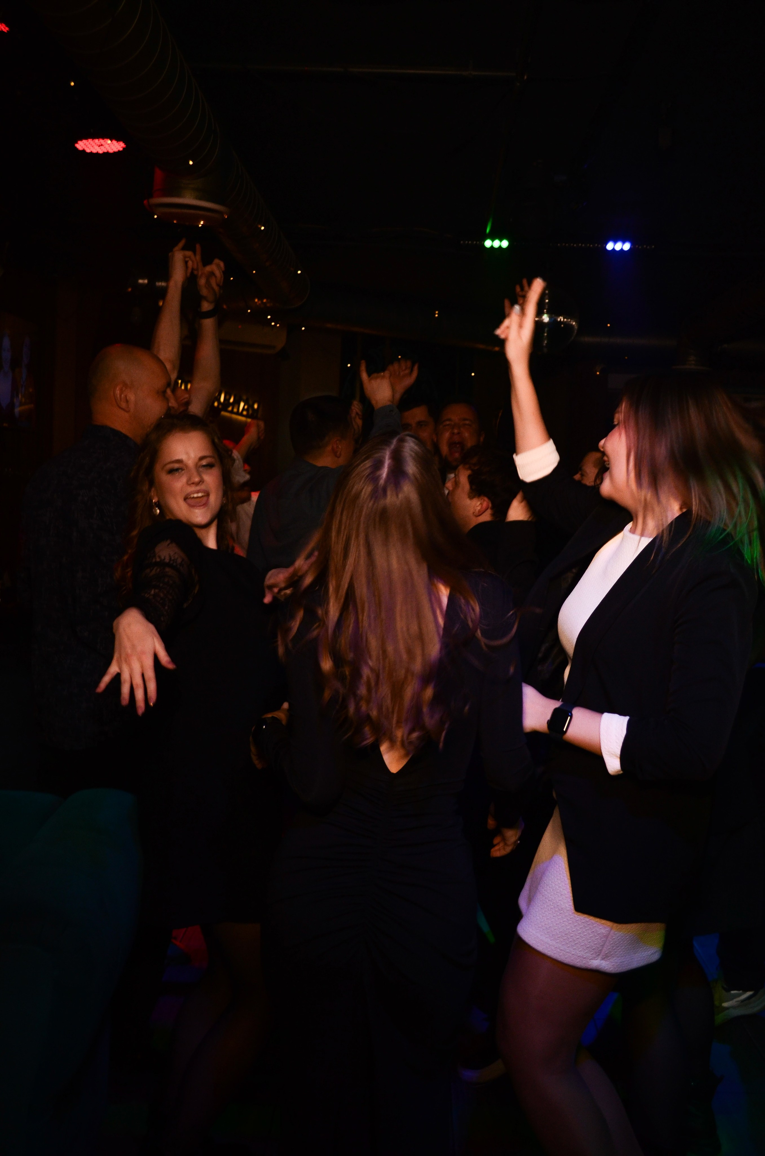 27.12.25 New Year Party. Мята Спортивная — Кальянная, караоке, бар в Минске