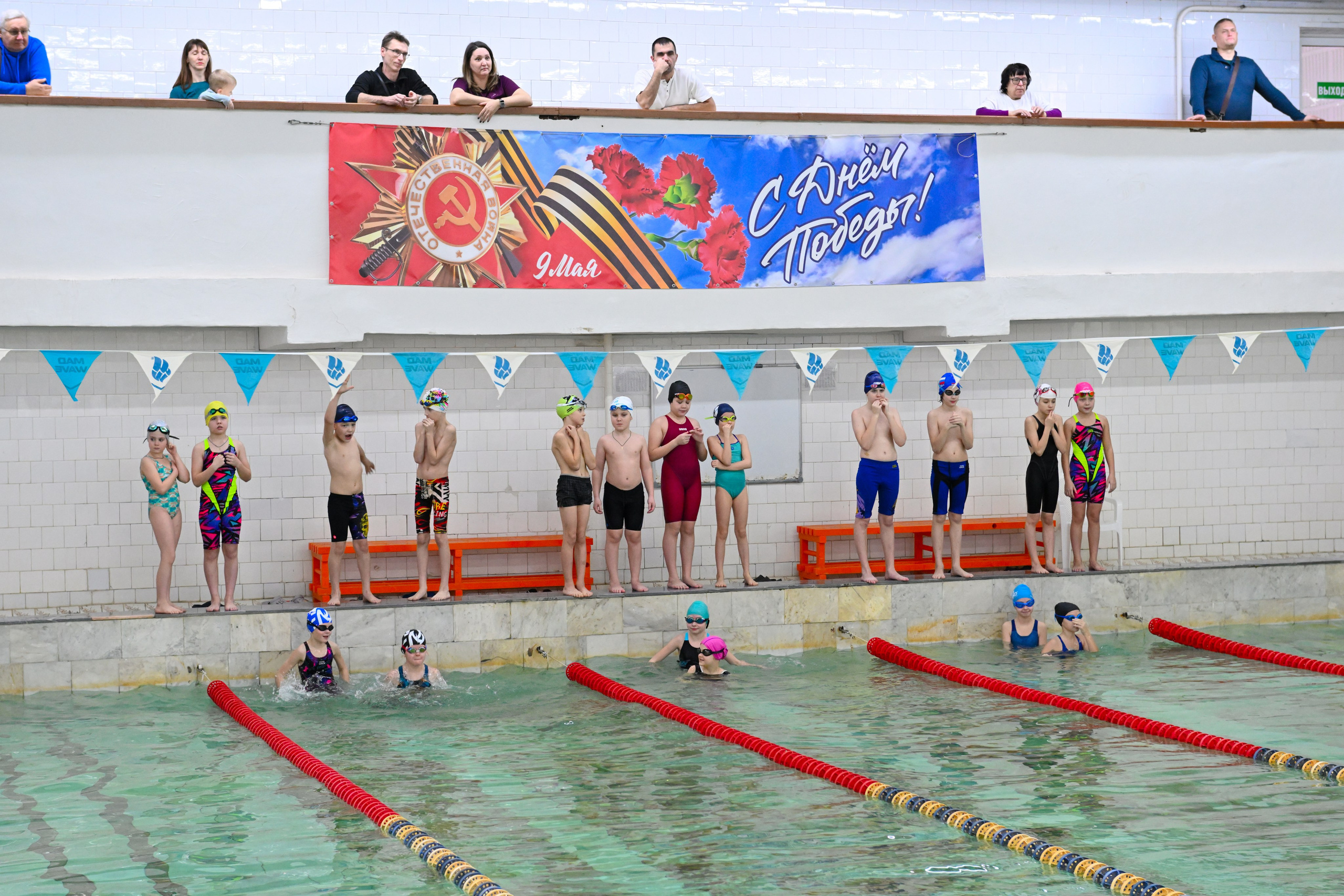 2025-12-20 Бассейн Урал НГ младшие. Снежинск фото Андрианов