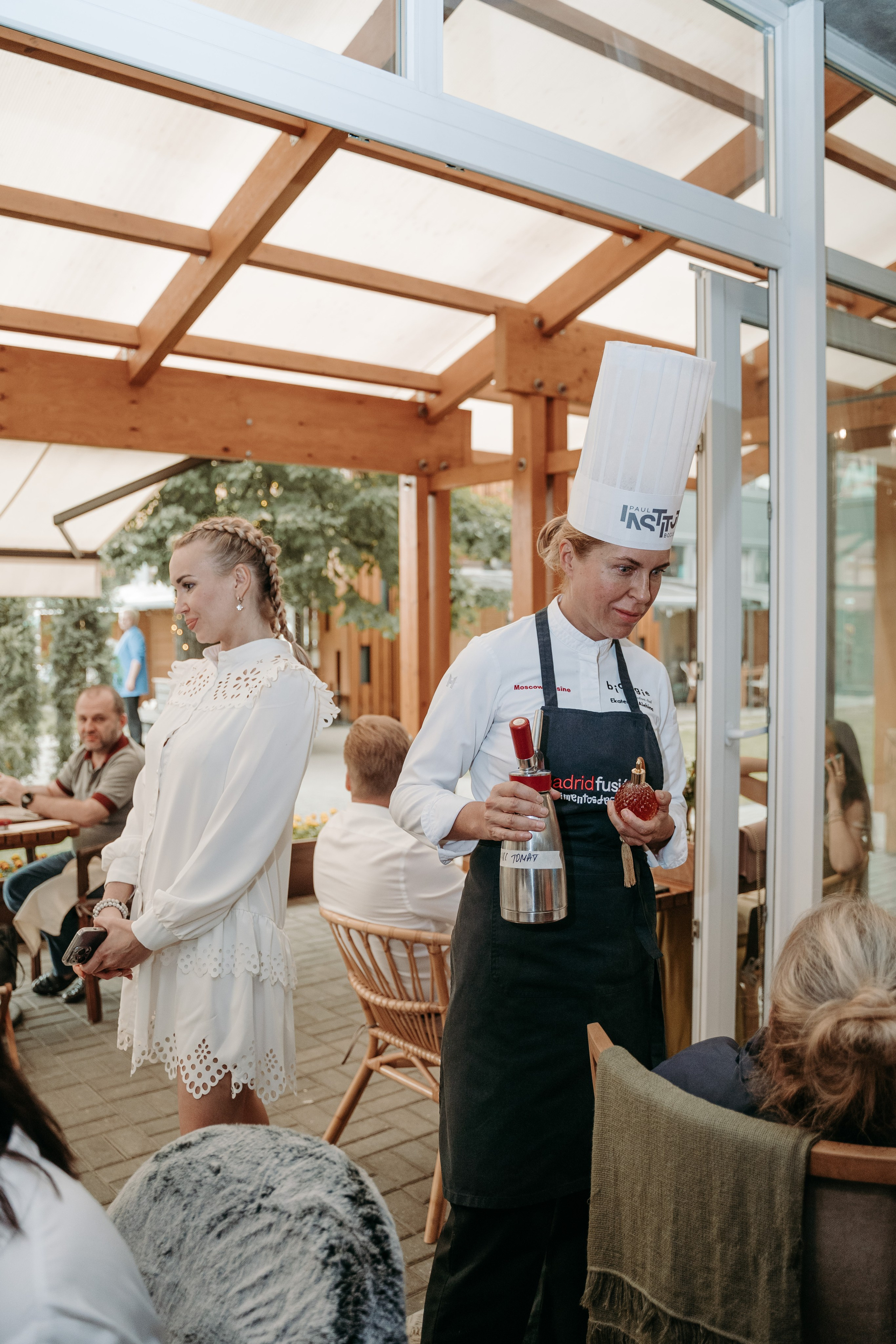 Открытый ужин с Mishlen Шеф Поварами. Репортажный и свадебный фотограф в Москве Рая Небогатова