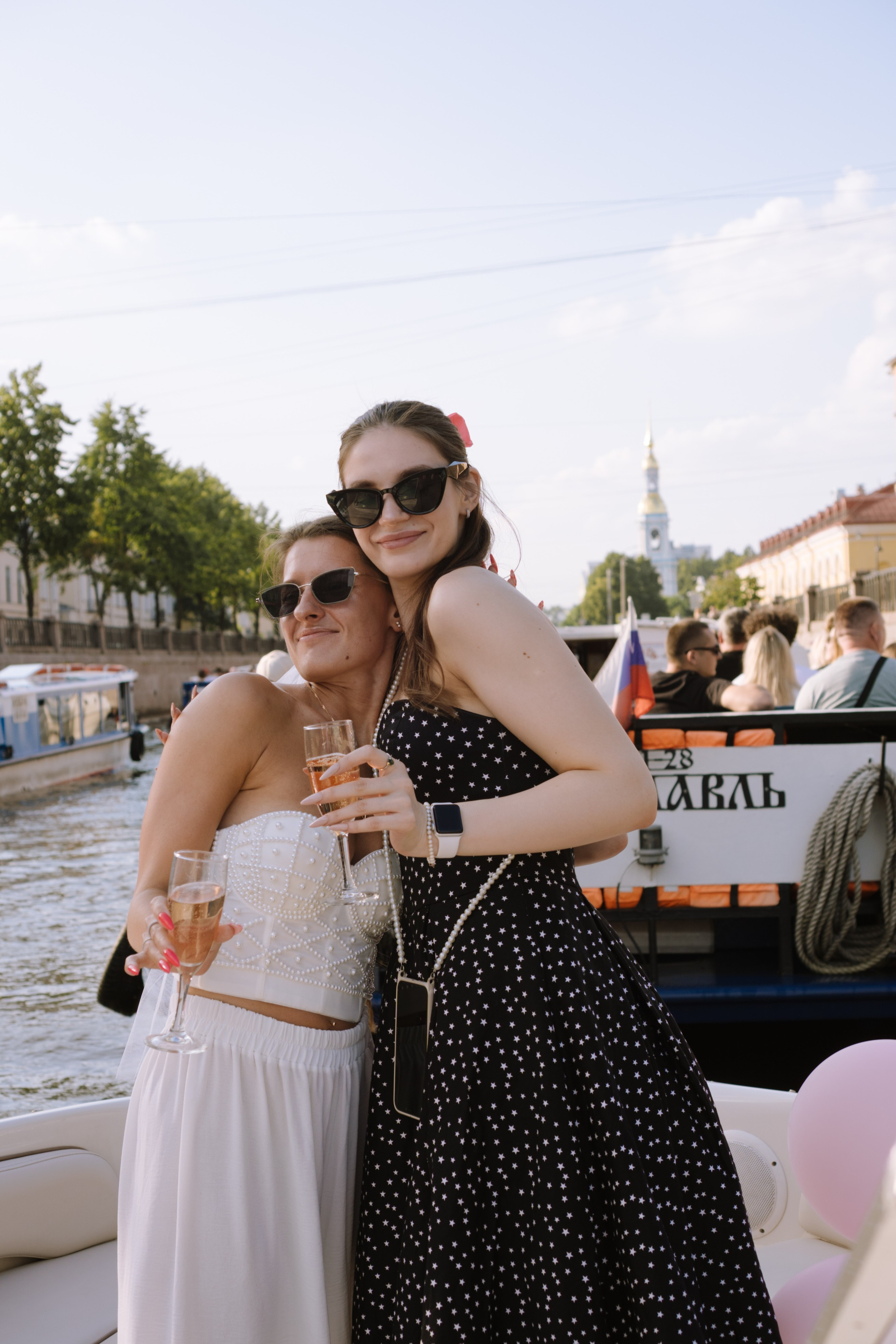 ДЕВИЧНИК НА КАТЕРЕ. Профессиональный фотограф, Санкт-Петербург — Виктория Богомолова