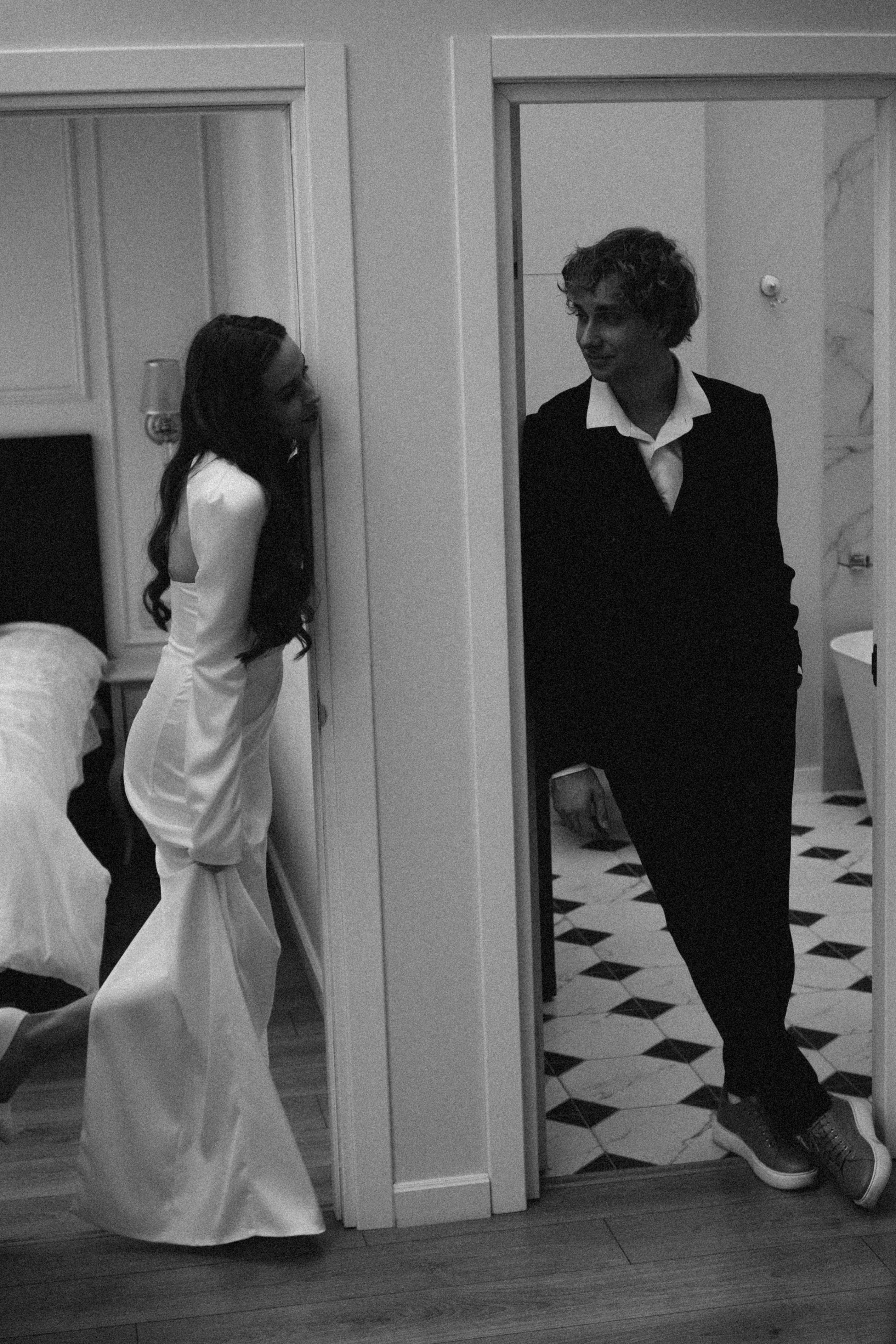 СВАДЕБНАЯ СЬЕМКА В ОТЕЛЕ. СБОРЫ ЖЕНИХА И НЕВЕСТЫ И ТАКЖЕ ТОР И ПОДГОТОВКА К ПРОГУЛКЕ. Профессиональный фотограф, Санкт-Петербург — Виктория Богомолова