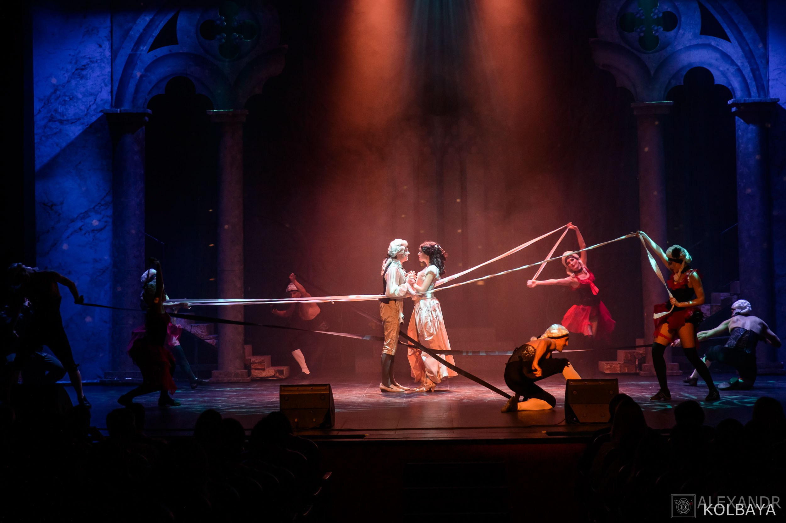 Опасные связи. Концертный и театральный репортажный фотограф в Москве Александр Колбая