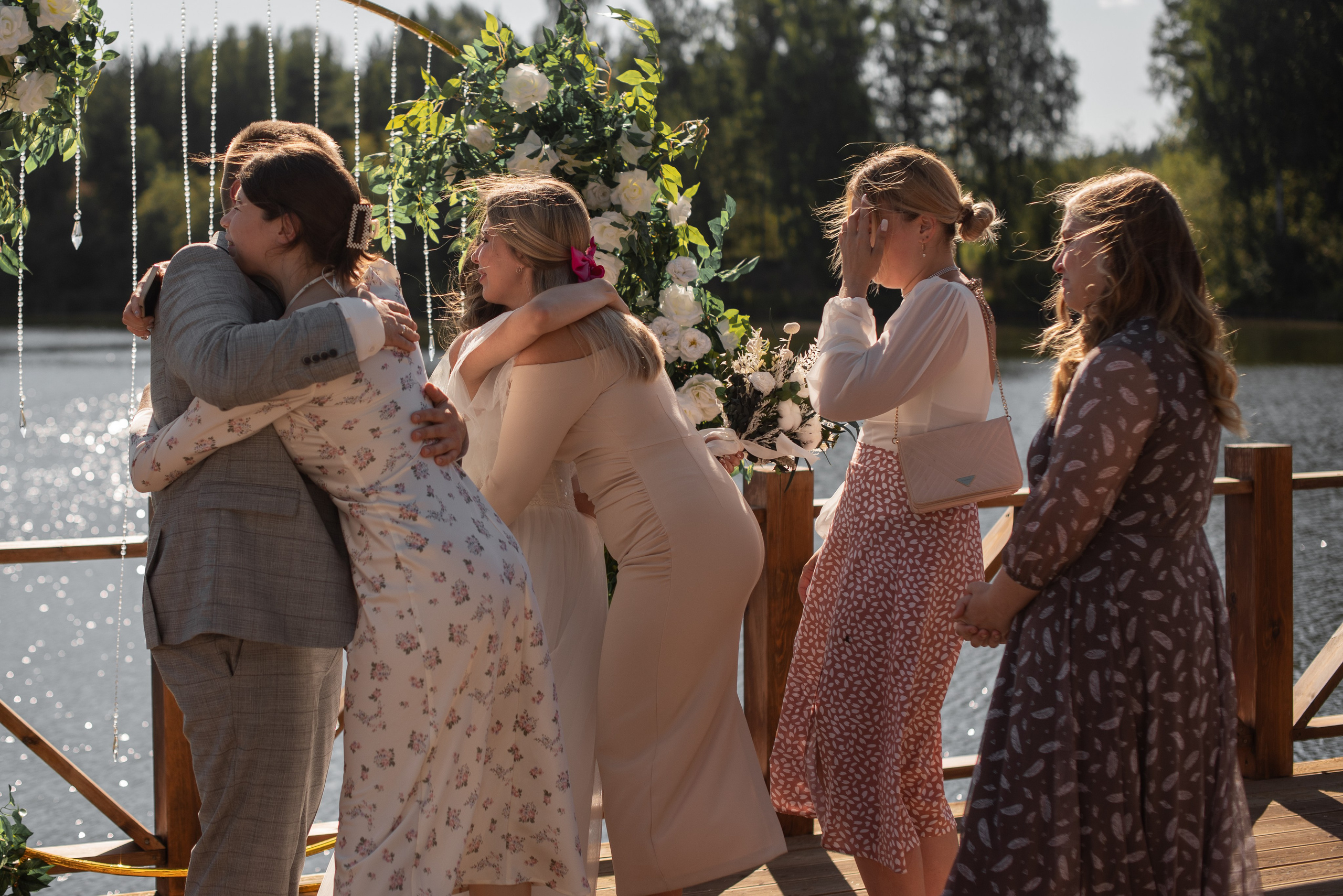 Свадебный альбом 12.08.23 – лучшие кадры с торжества. Свадебный фотограф в Миассе Татьяна Ружникова