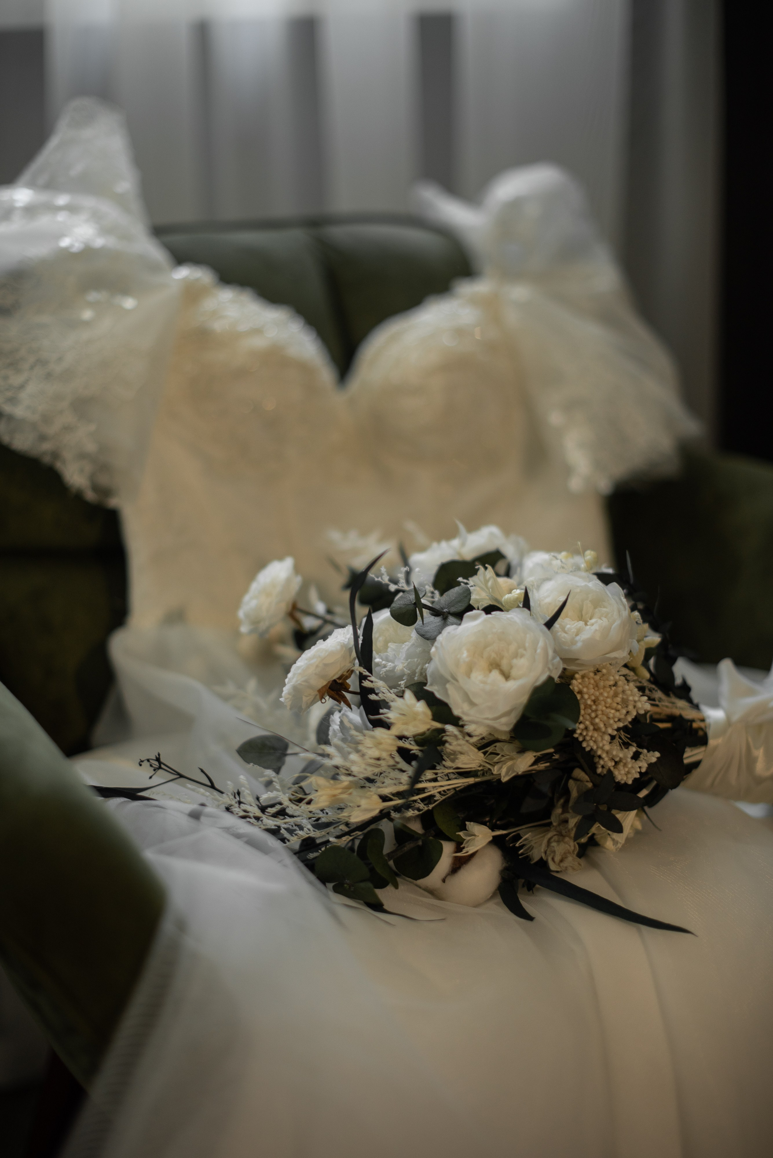 Свадебный альбом 12.08.23 – лучшие кадры с торжества. Свадебный фотограф в Миассе Татьяна Ружникова