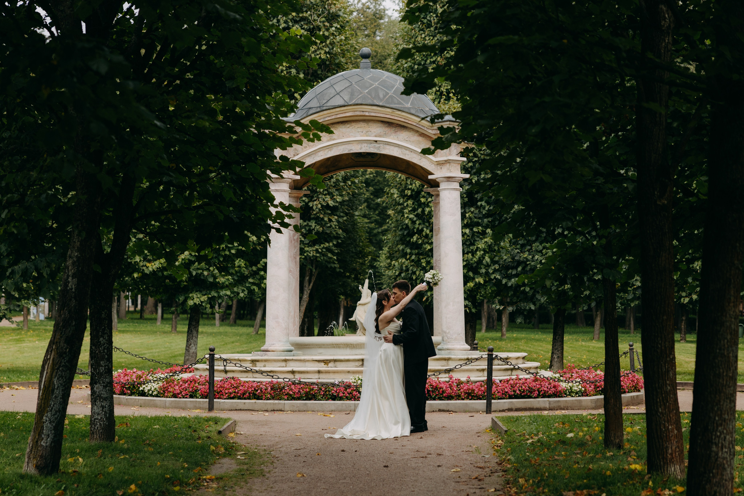 Утро в отеле Twelve Reasons и банкет в усадьбе Шелепаново. Свадебный фотограф Москва Анастасия Храмова