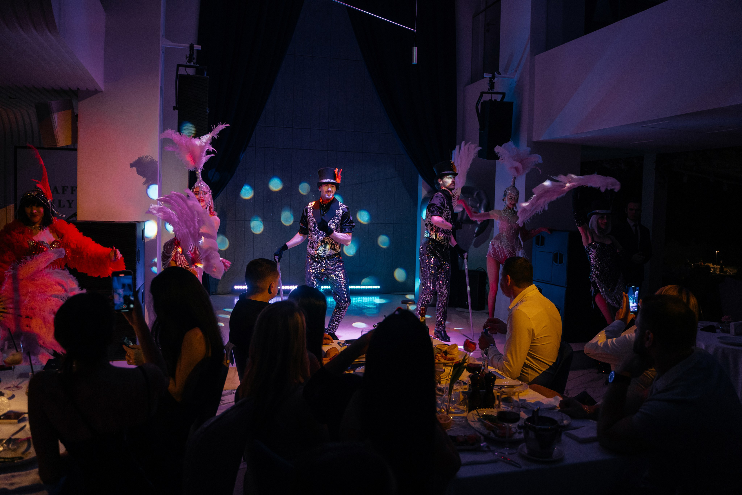 8 марта (пятница). BENUAR Restaurant